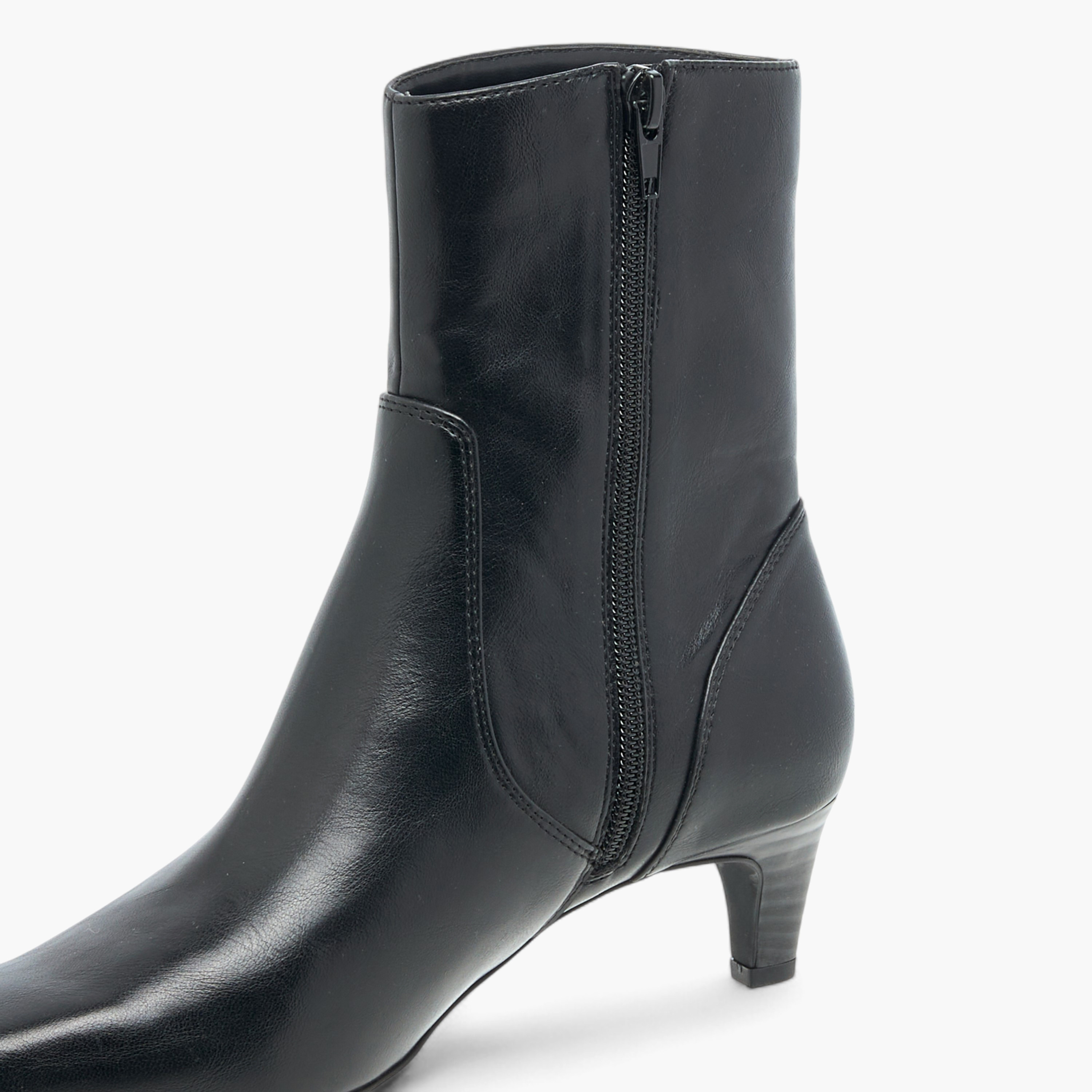 بوت سادة بطول الكاحل وسحّاب إغلاق وكعب صغير للنساء من سيليست-women-shoes-boots-image-4