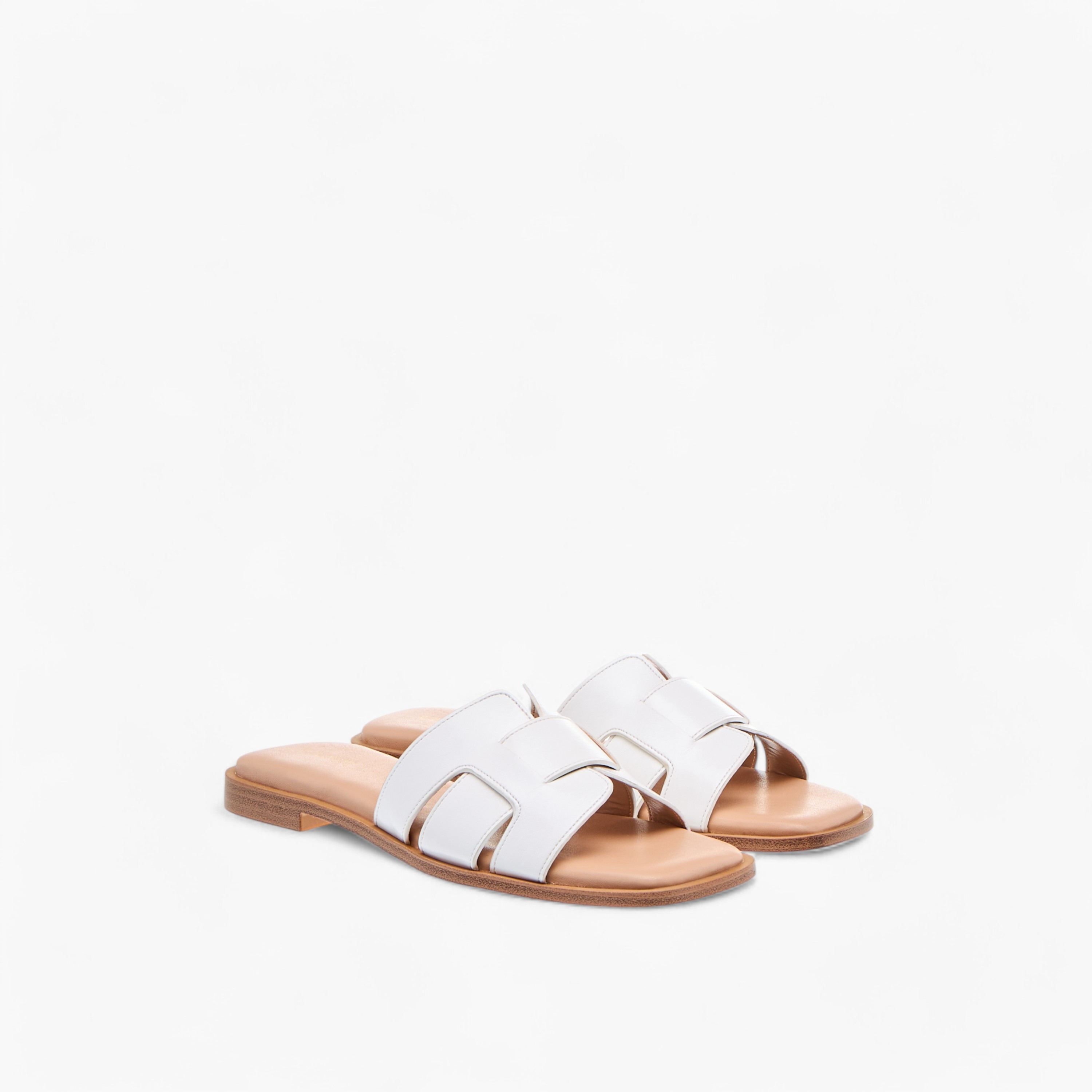 صندل سادة سهل الارتداء للنساء من سيليست-women-shoes-flats-sandals-image-1