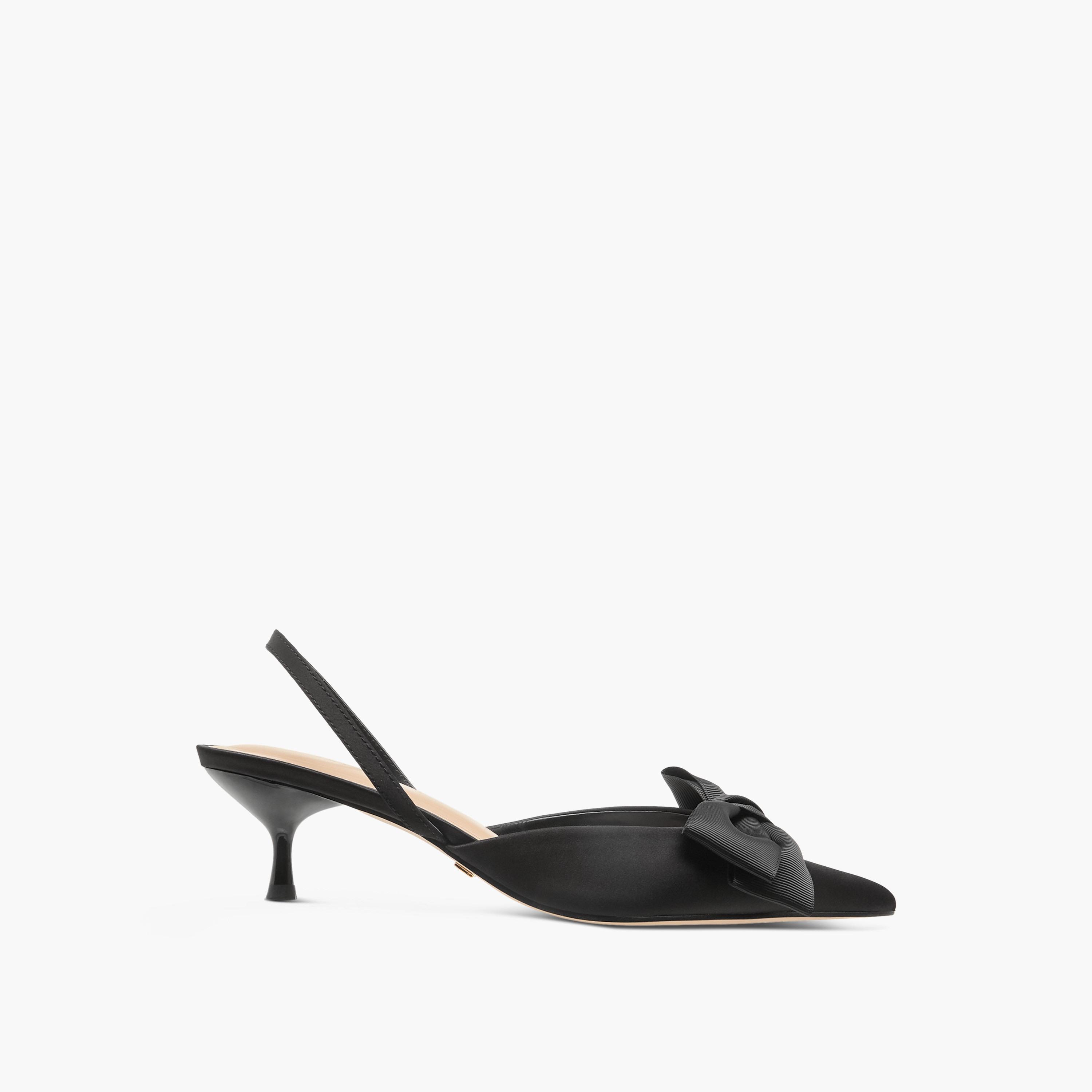 حذاء بزينة فيونكة وحزام خلفي وكعب صغير للنساء من سيليست-women-shoes-heels-image-3