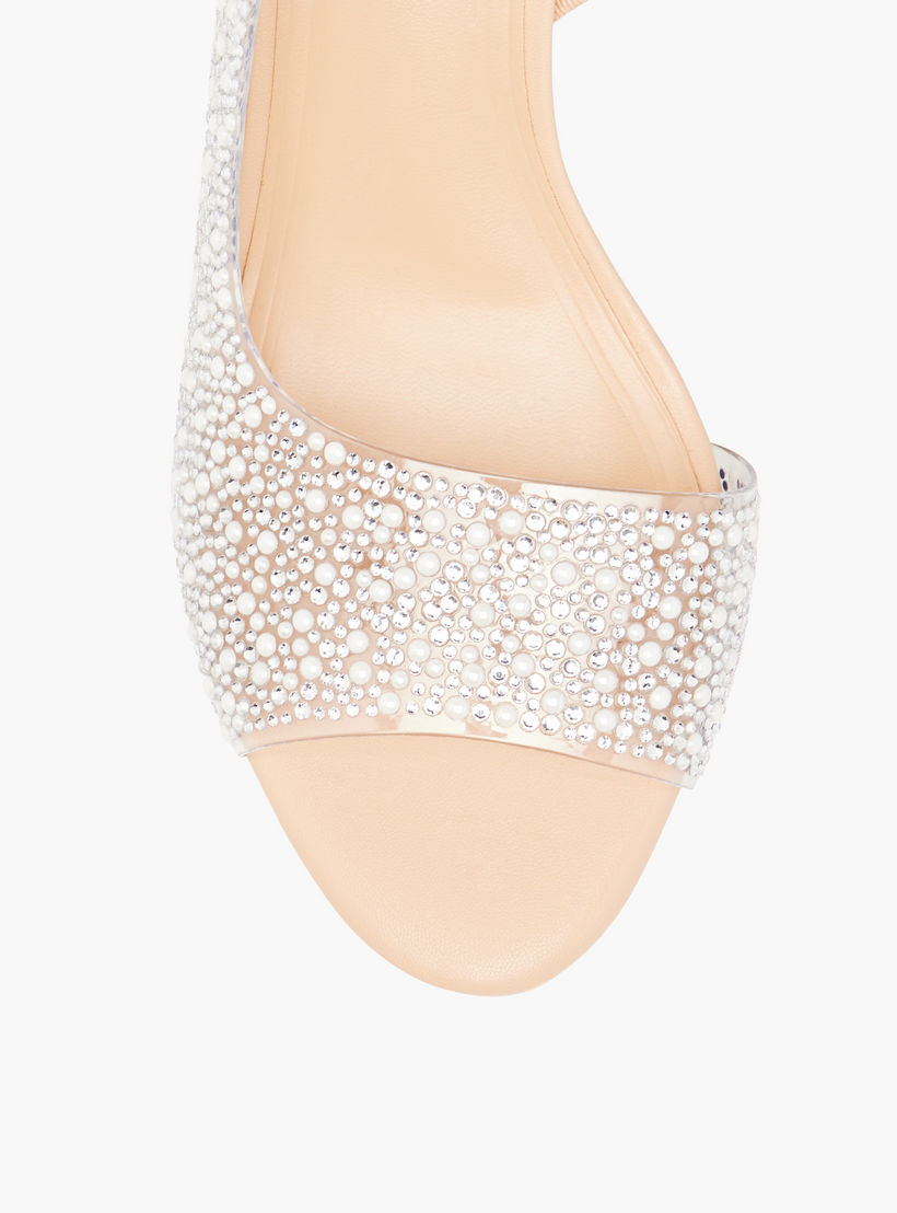 صندل مزين بحزام خلفي وكعب للنساء من سيليست-women-shoes-sandals-heeled-image-4