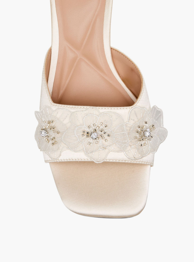 صندل بكعب رفيع للنساء من سيليست-women-shoes-sandals-heeled-image-4