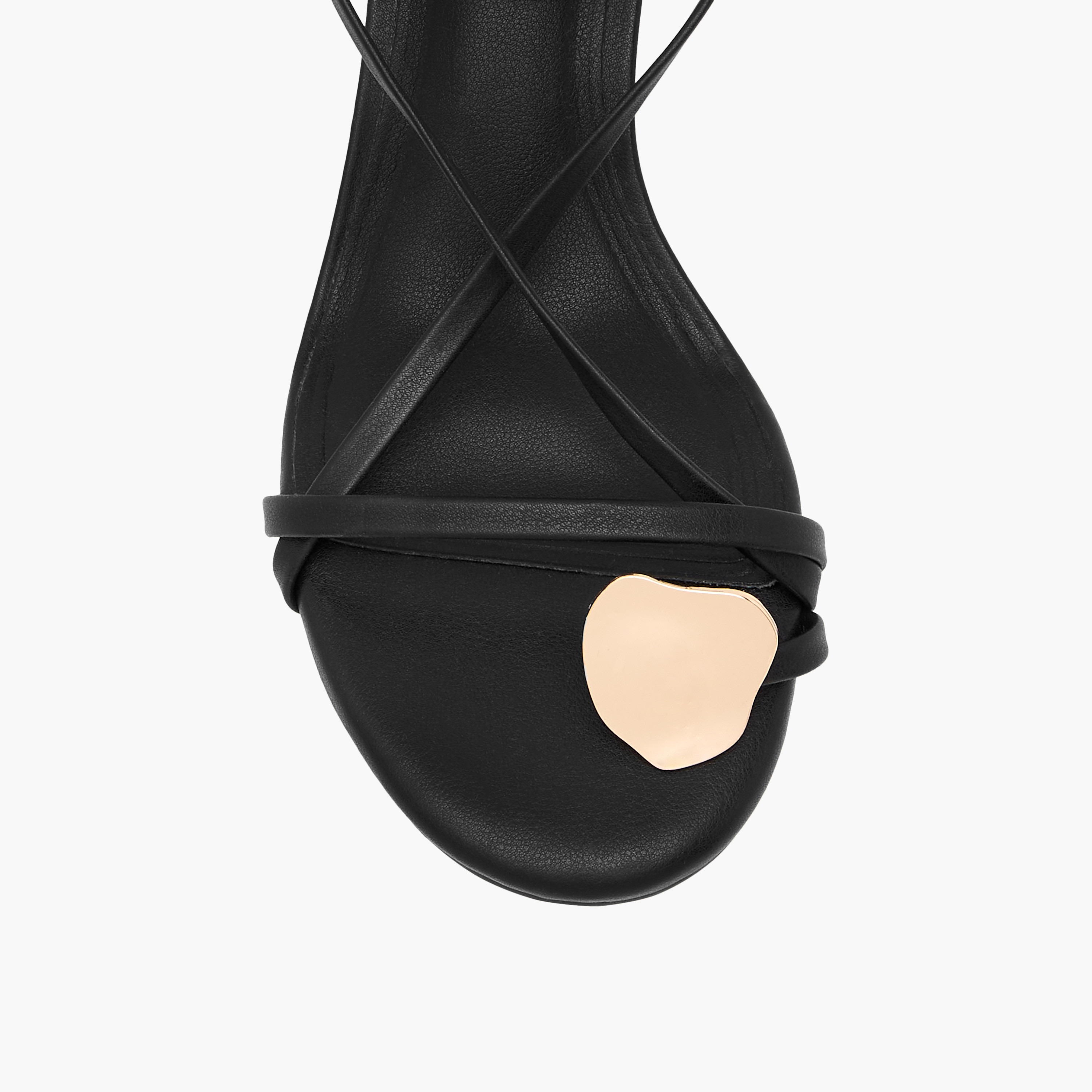 صندل سادة بكعب صغير وإبزيم إغلاق وحزام خلفي للنساء من سيليست-women-shoes-sandals-heeled-image-4