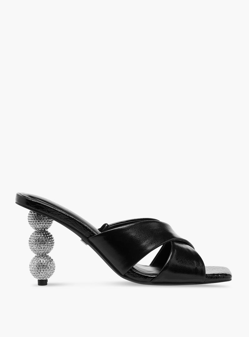 صندل سهل الارتداء بأحزمة متقاطعة وتزيينات وكعب ستيليتو للنساء من سيليست-women-shoes-sandals-heeled-image-3