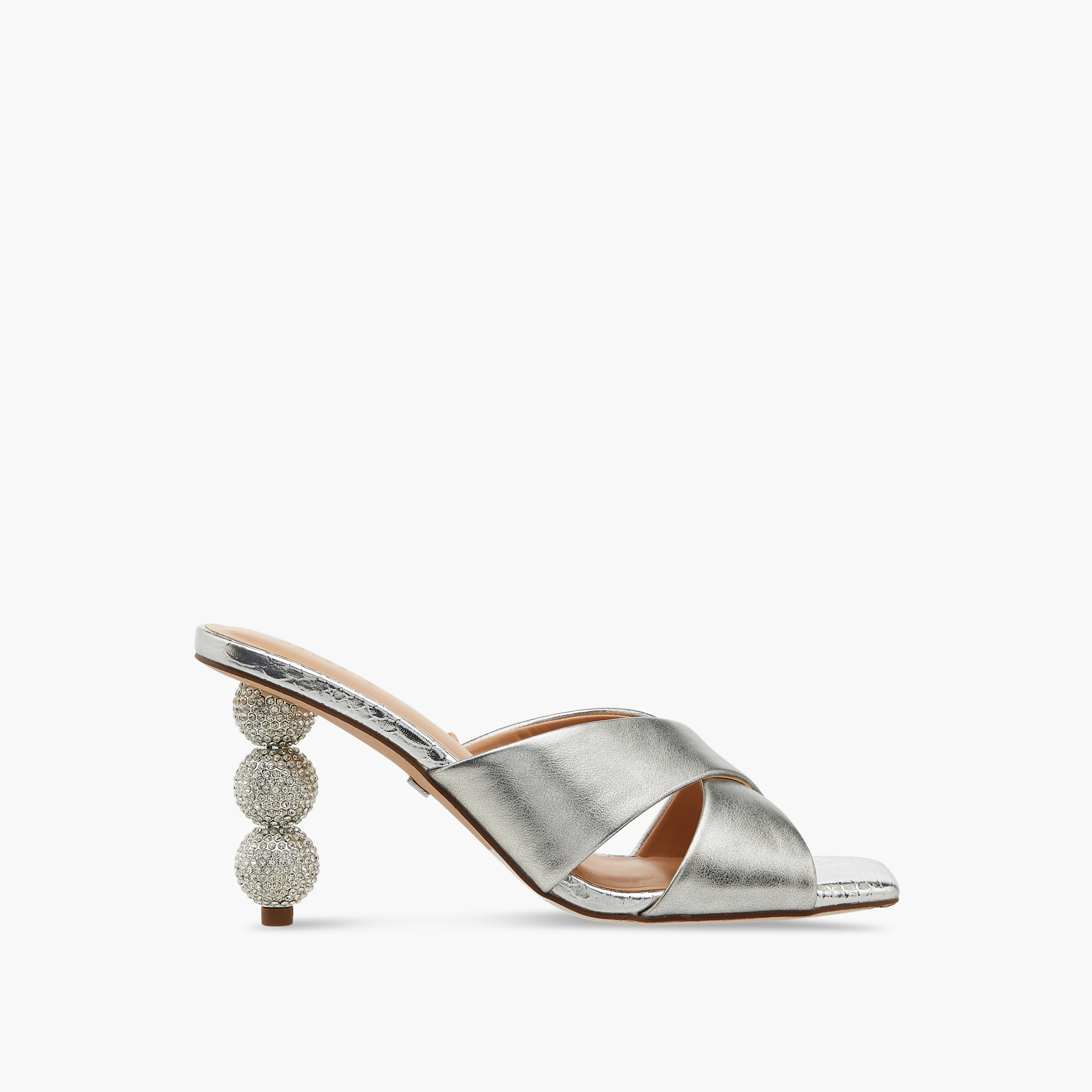 صندل سهل الارتداء بأحزمة متقاطعة وتزيينات وكعب ستيليتو للنساء من سيليست-women-shoes-sandals-heeled-image-3