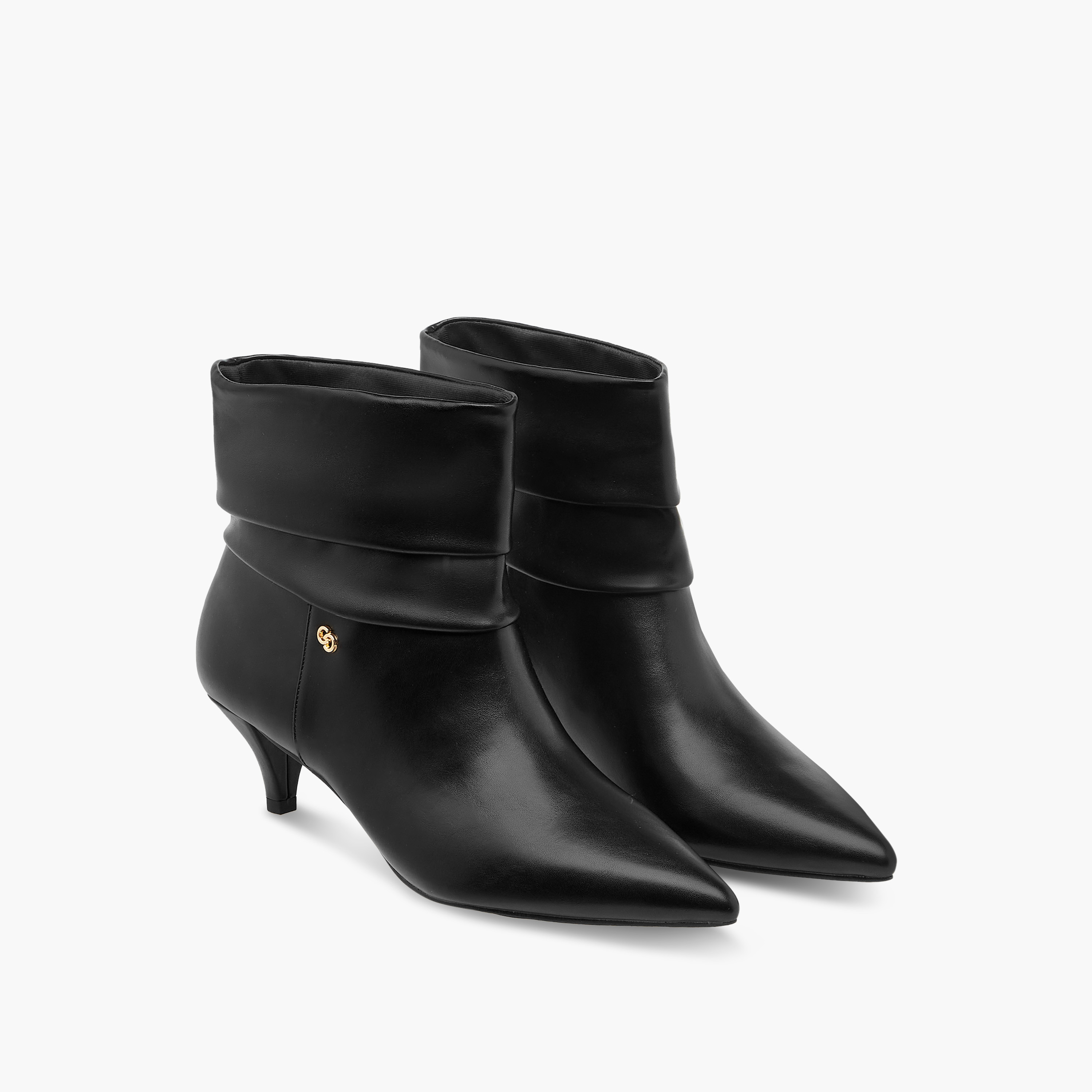 بوت كاحل بتفاصيل ثنيات وكعب صغير للنساء من سيليست-women-shoes-boots-image-1