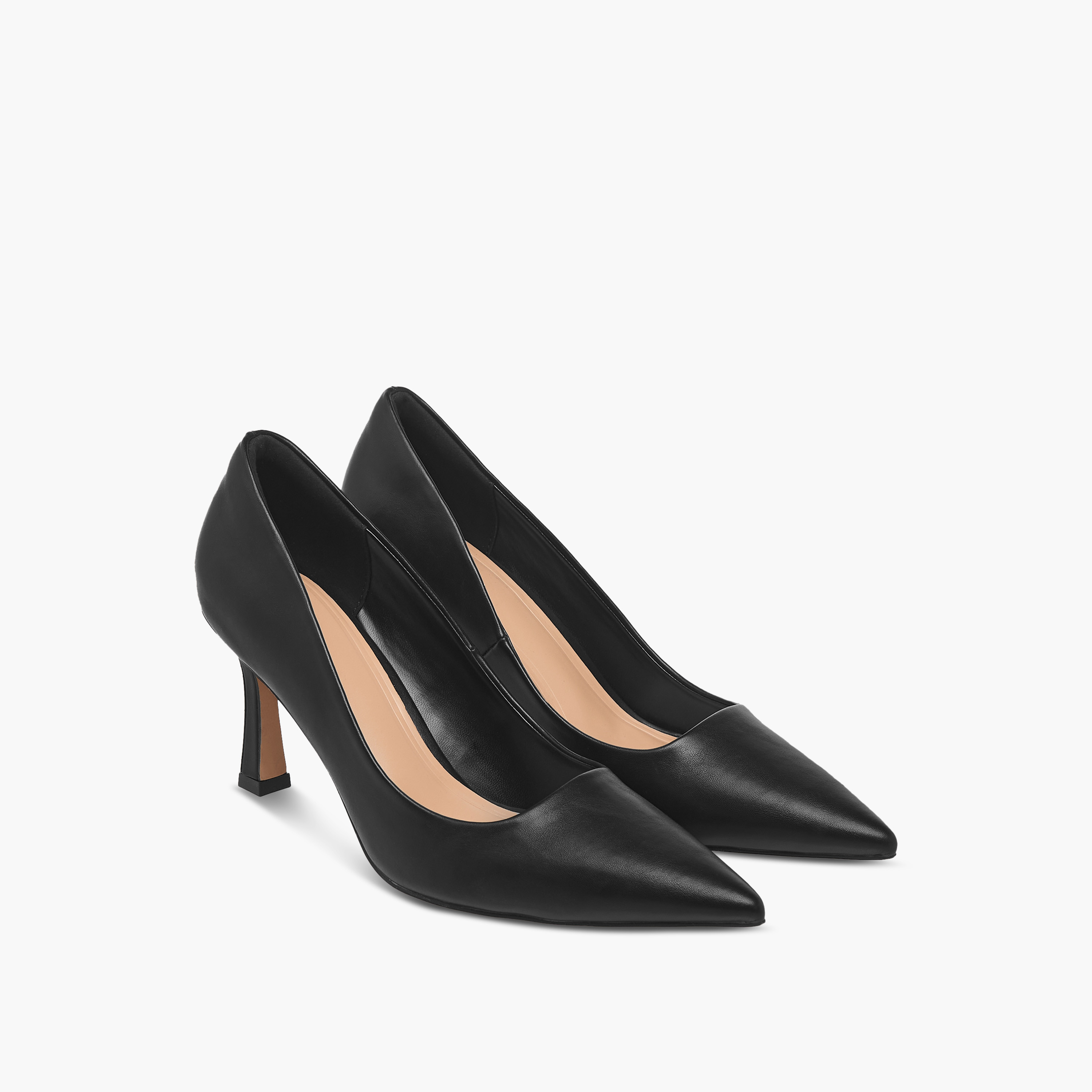 حذاء كلاسيكي بارز الملمس بمقدمة مدببة وكعب ستليتو للنساء من سيليست-women-shoes-heels-image-11