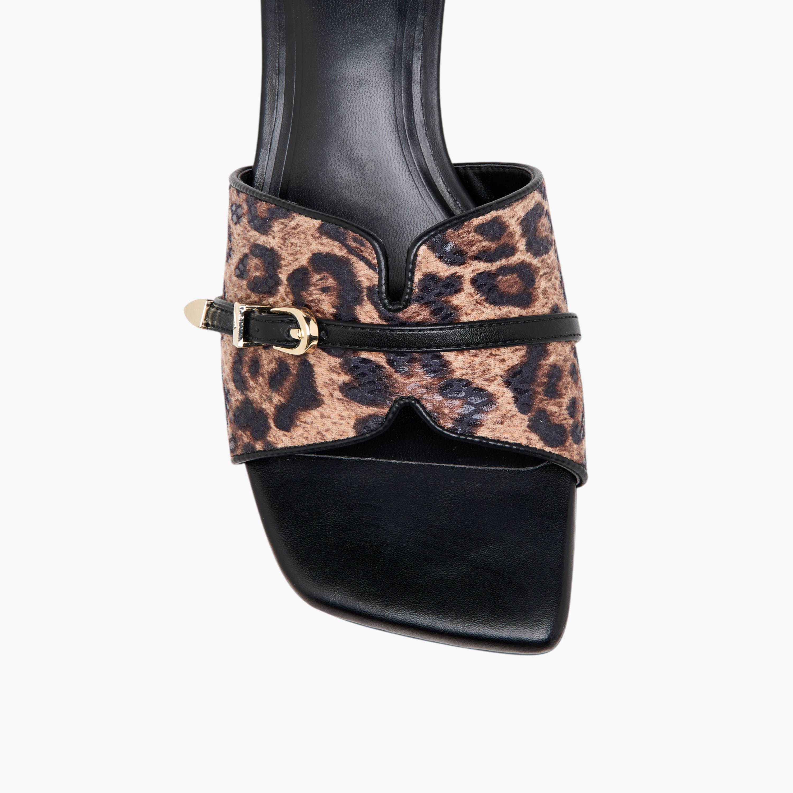 صندل بكعب صغير وطبعات للنساء من سيليست-women-shoes-sandals-heeled-image-4