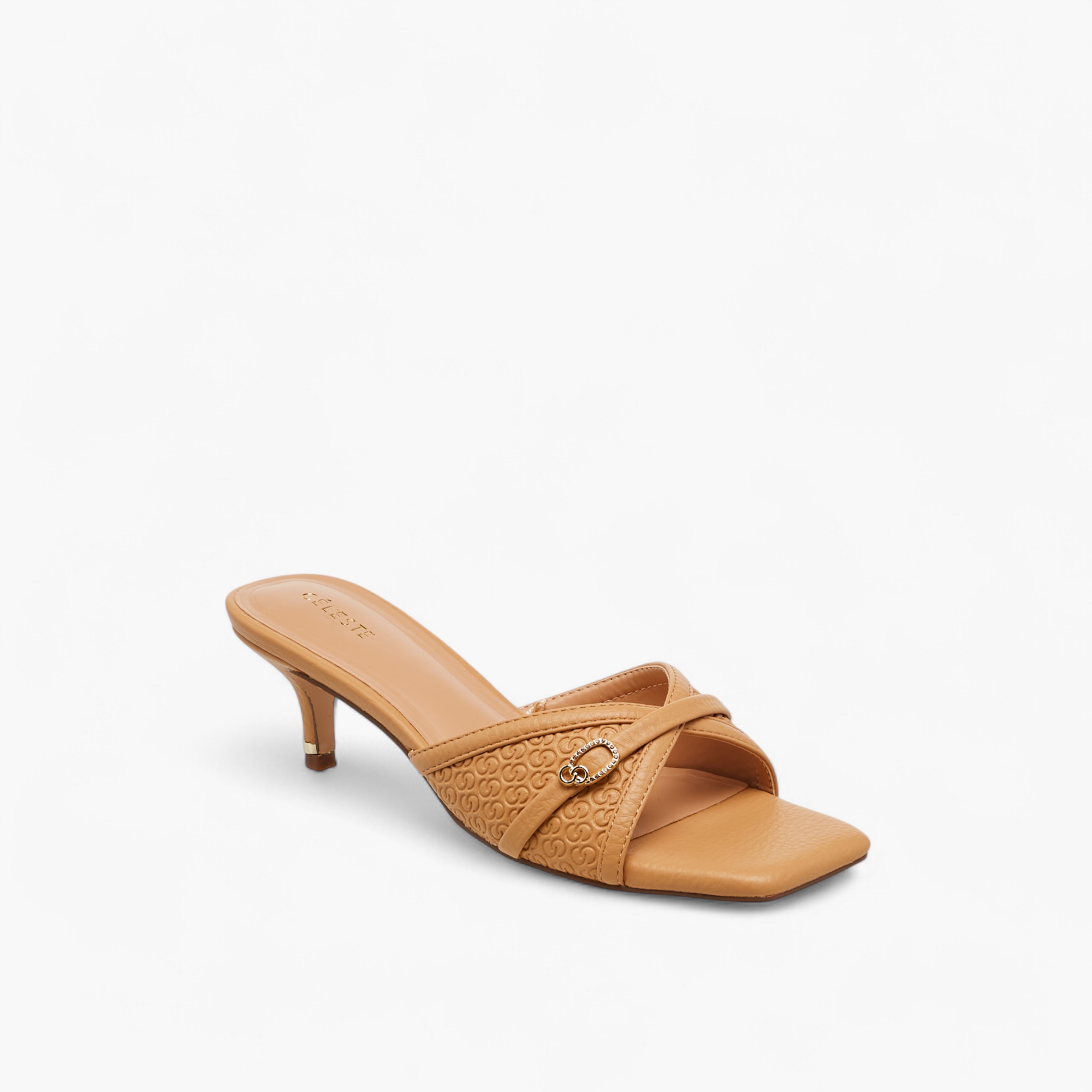 صندل بنقوش مونوجرام سهل الارتداء بكعب صغير للنساء من سيليست-women-shoes-sandals-heeled-image-2