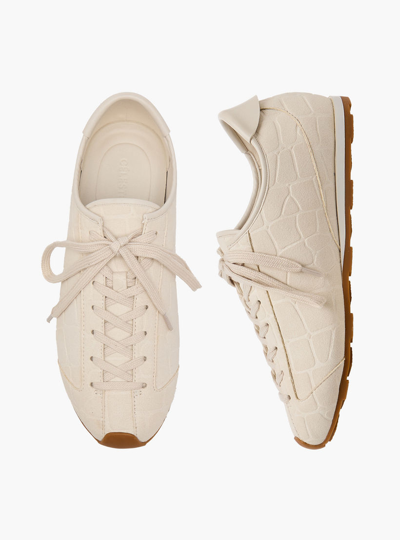 حذاء سنيكرز برباط إغلاق بارز الملمس للنساء من سيليست-women-shoes-sneakers-image-1