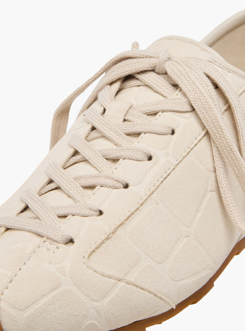 حذاء سنيكرز برباط إغلاق بارز الملمس للنساء من سيليست-women-shoes-sneakers-image-4