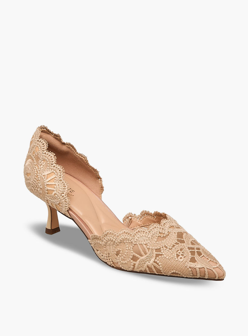 حذاء بكعب صغير وتفاصيل دانتيل للنساء من سيليست-women-shoes-heels-image-3