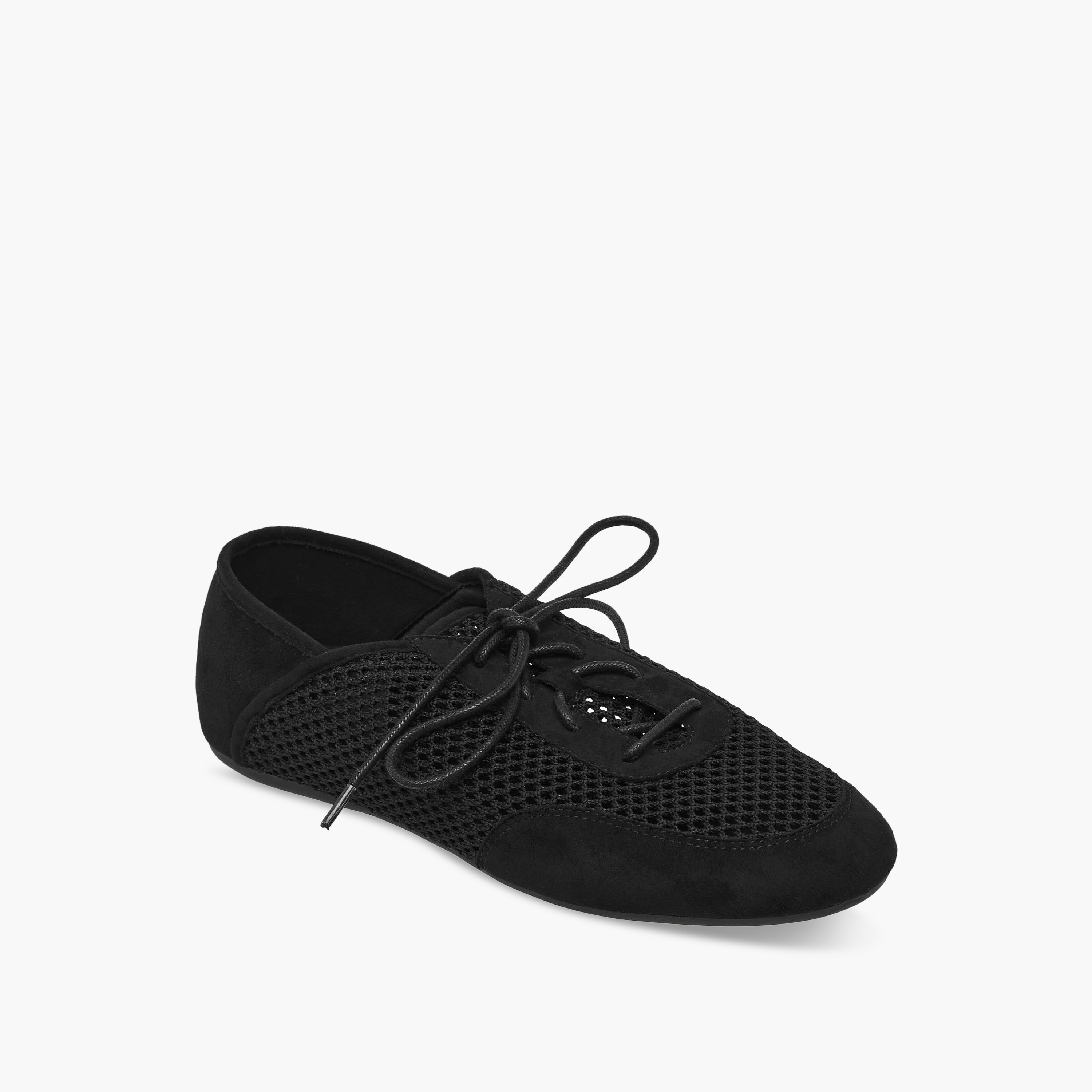 حذاء سنيكرز برباط إغلاق للنساء من سيليست-women-shoes-sneakers-image-2