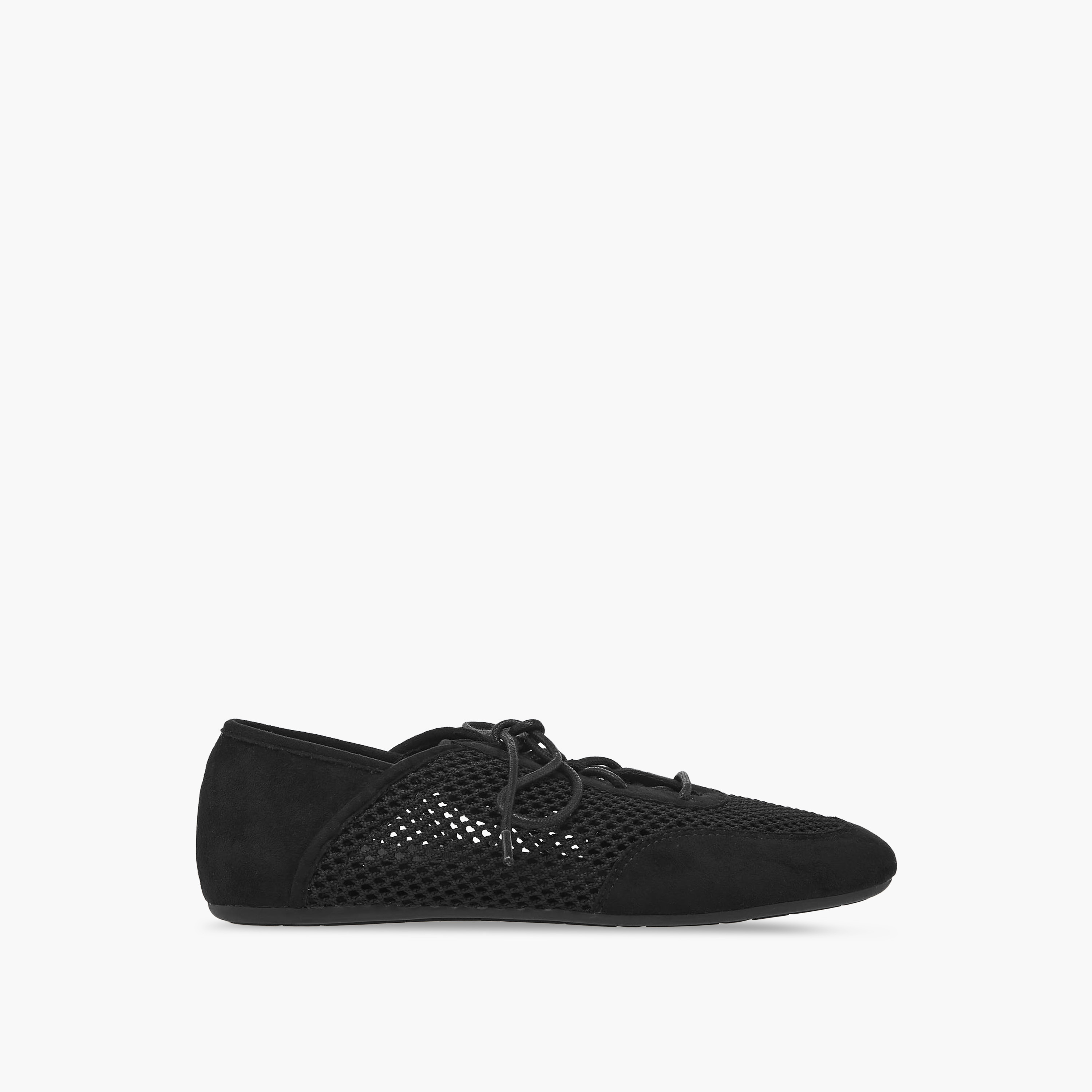 حذاء سنيكرز برباط إغلاق للنساء من سيليست-women-shoes-sneakers-image-3