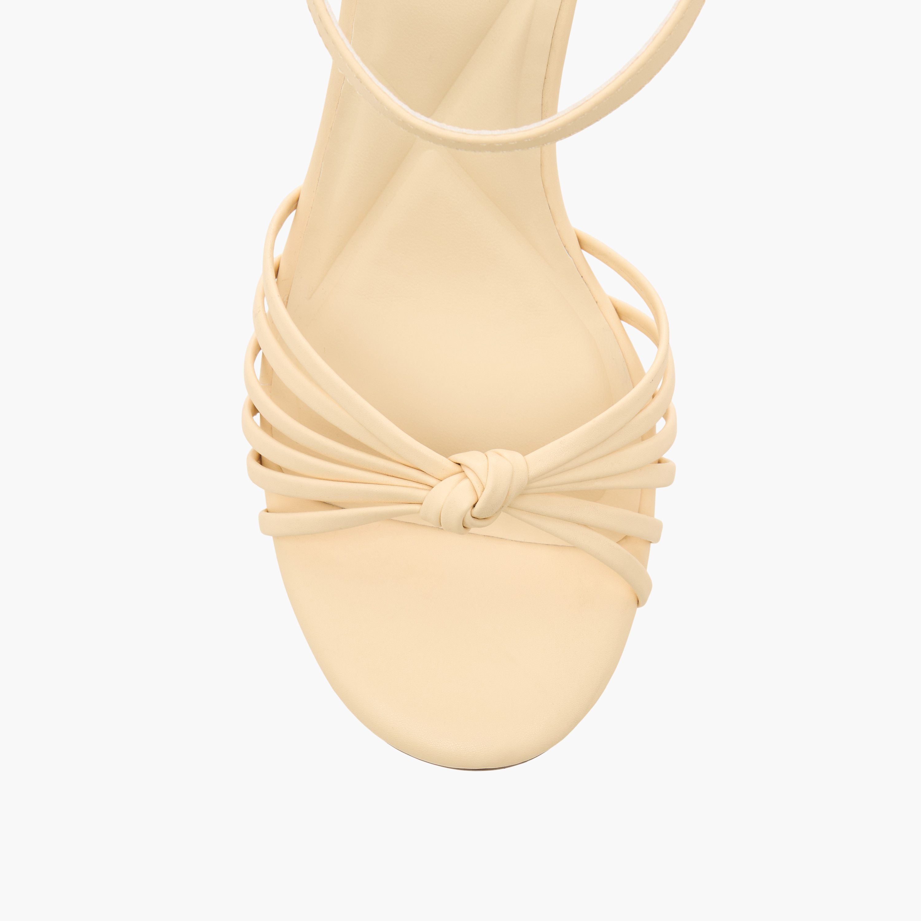صندل بحزام كاحل وكعب أنيق للنساء من سيليست-women-shoes-sandals-heeled-image-3