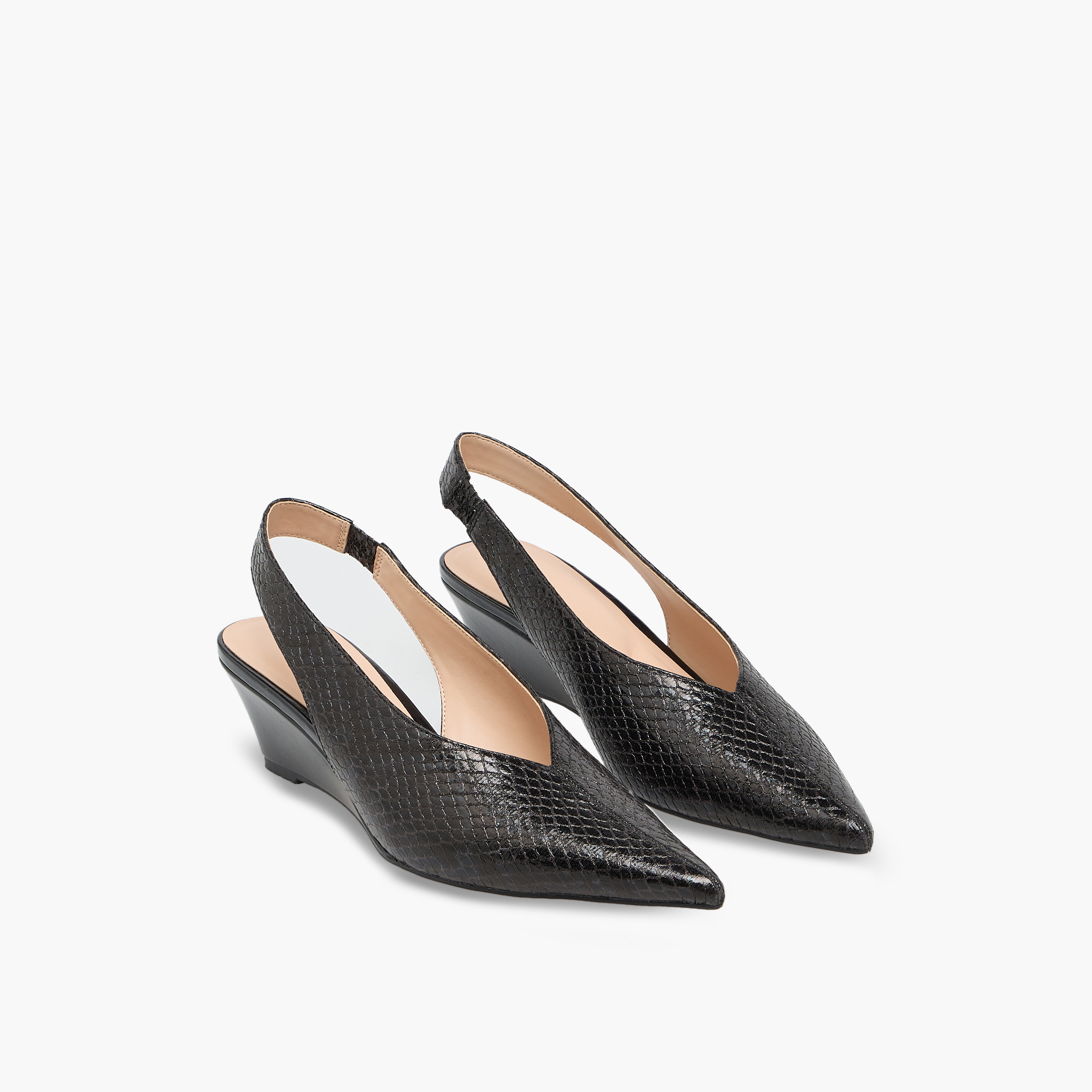 حذاء مولي سليب أون من الجلد السويدي مدبب الأصبع بكعب خلفي للنساء من سيلست-women-shoes-heels-image-1