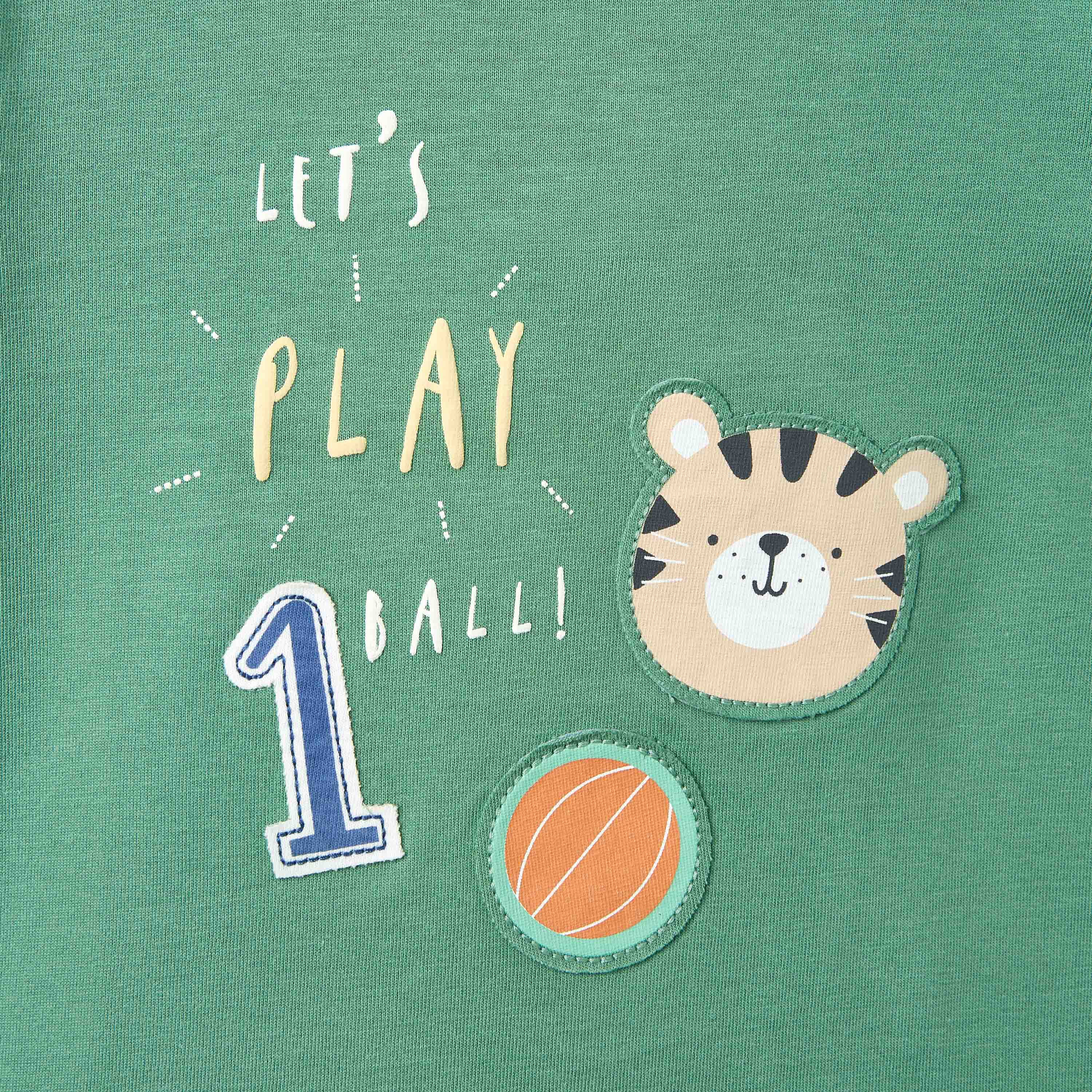 طقم تيشيرت وبنطلون رياضي 3 قطع بطبعات من جونيورز-baby-boys-clothing-setsandcoords-image-7