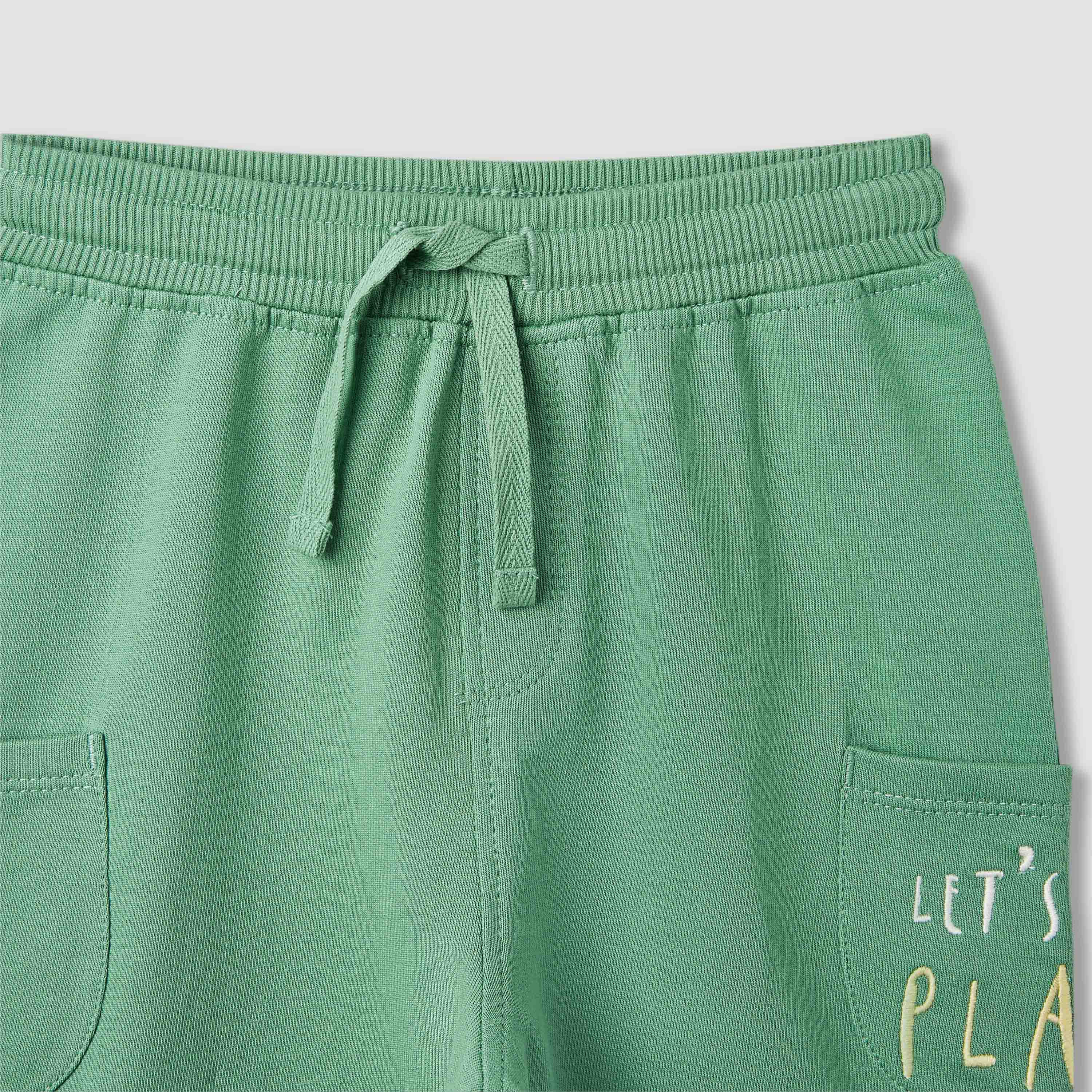 طقم تيشيرت وبنطلون رياضي 3 قطع بطبعات من جونيورز-baby-boys-clothing-setsandcoords-image-9