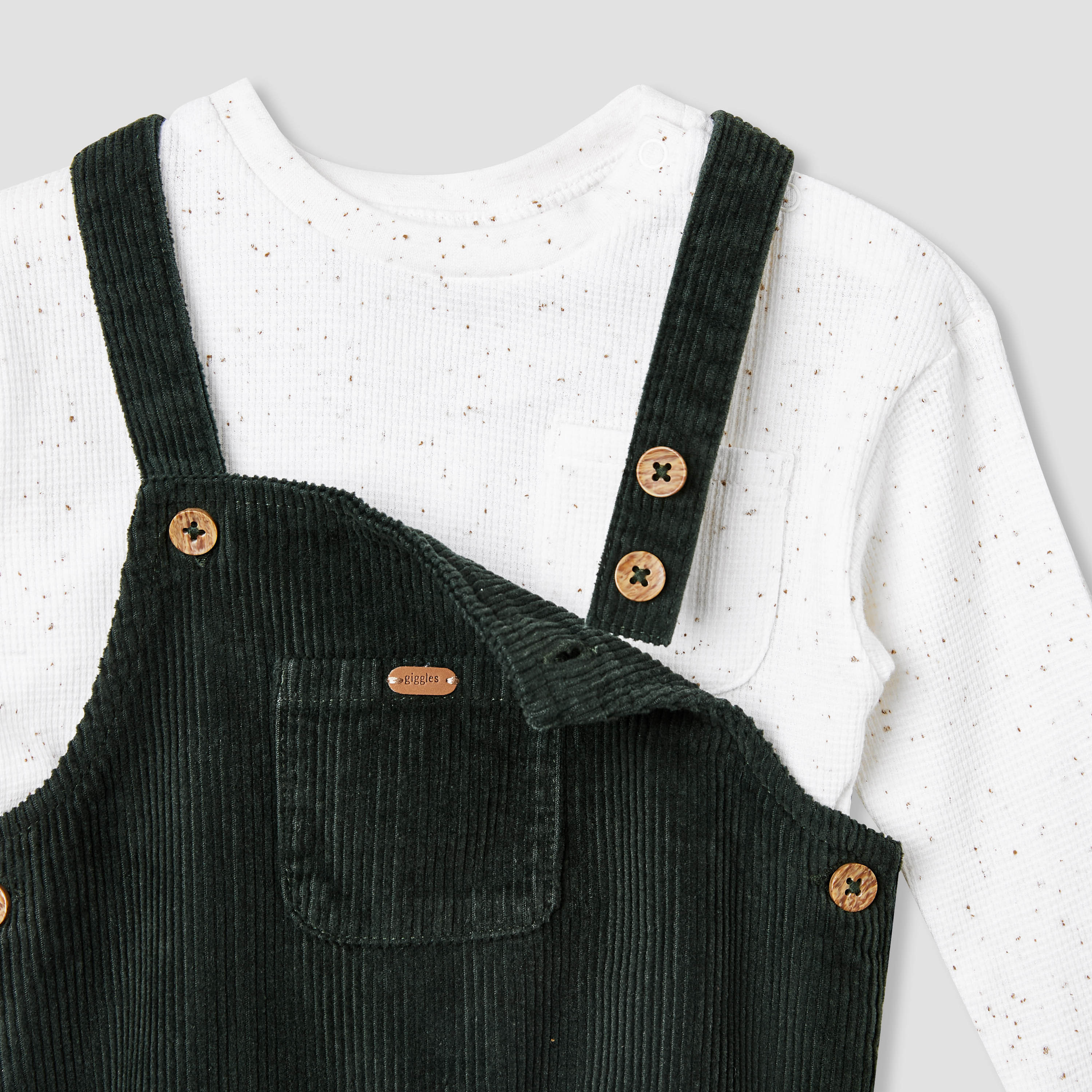 Giggles Ribbed Dungaree and T-shirt Set-baby-boys-clothing-winterwear-setsandcoords-image-4