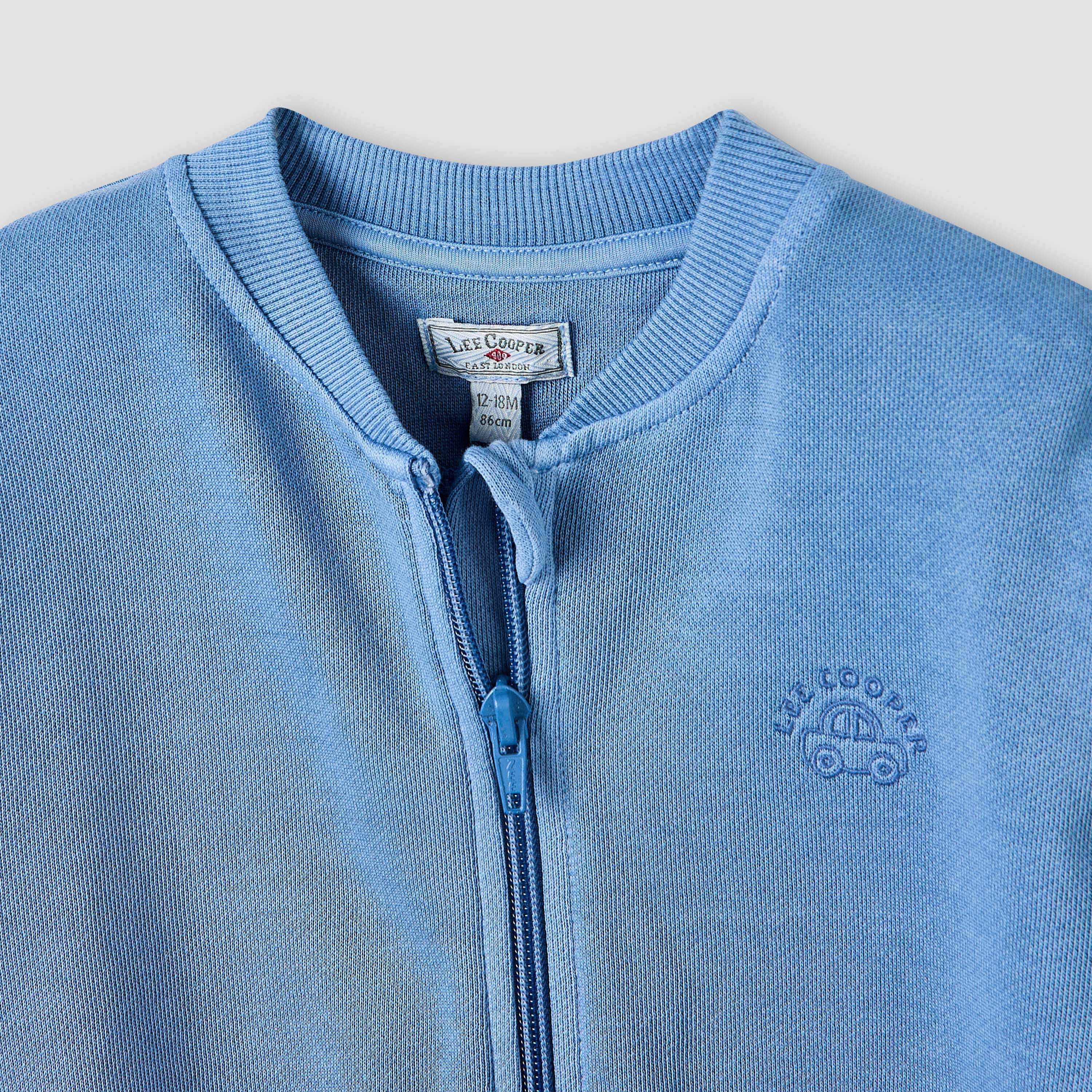 طقم بنطلون رياضي وجاكيت قطن بأكمام طويلة وتفاصيل شعار للأولاد من لي كوبر-baby-boys-clothing-setsandcoords-image-2