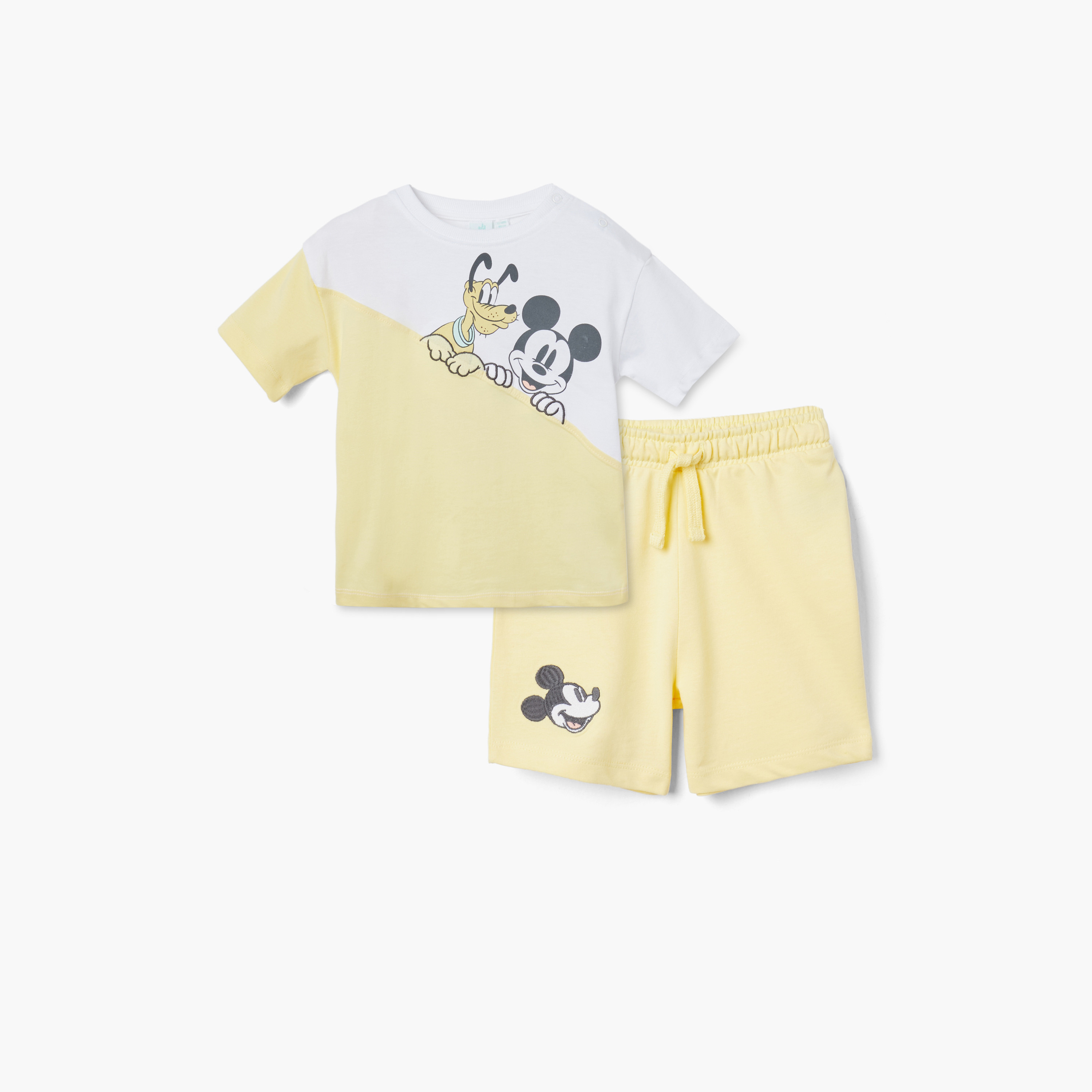 طقم شورت وتيشيرت بطبعات ميكي ماوس وبلوتو من ديزني-baby-boys-clothing-setsandcoords-image-2
