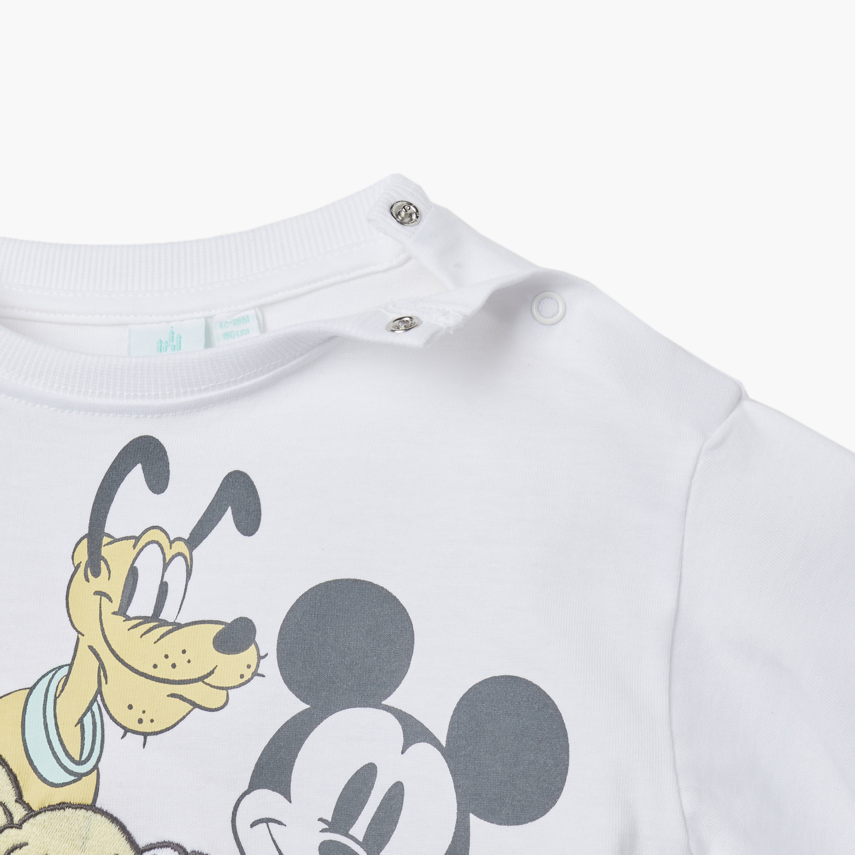 طقم شورت وتيشيرت بطبعات ميكي ماوس وبلوتو من ديزني-baby-boys-clothing-setsandcoords-image-5