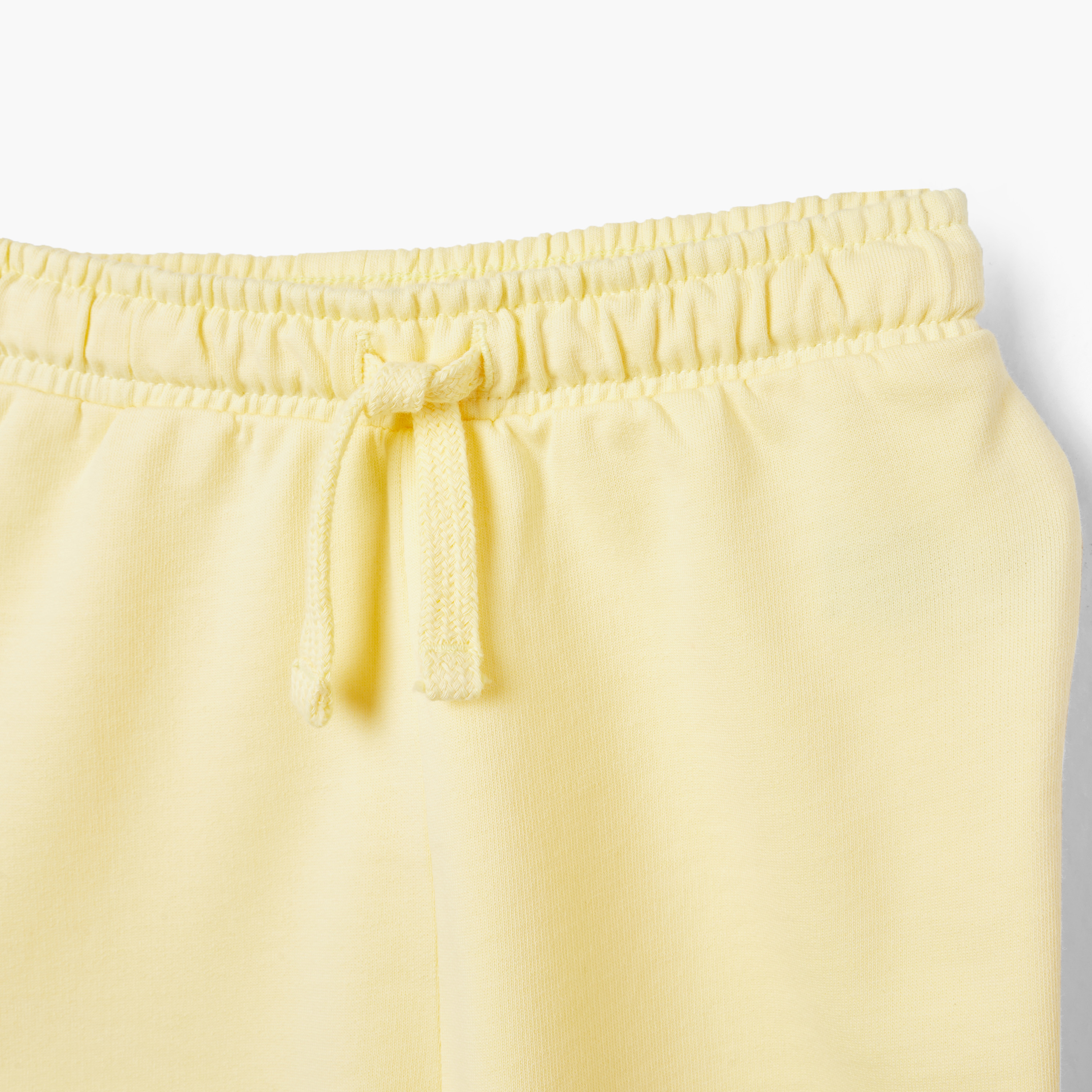 طقم شورت وتيشيرت بطبعات ميكي ماوس وبلوتو من ديزني-baby-boys-clothing-setsandcoords-image-6