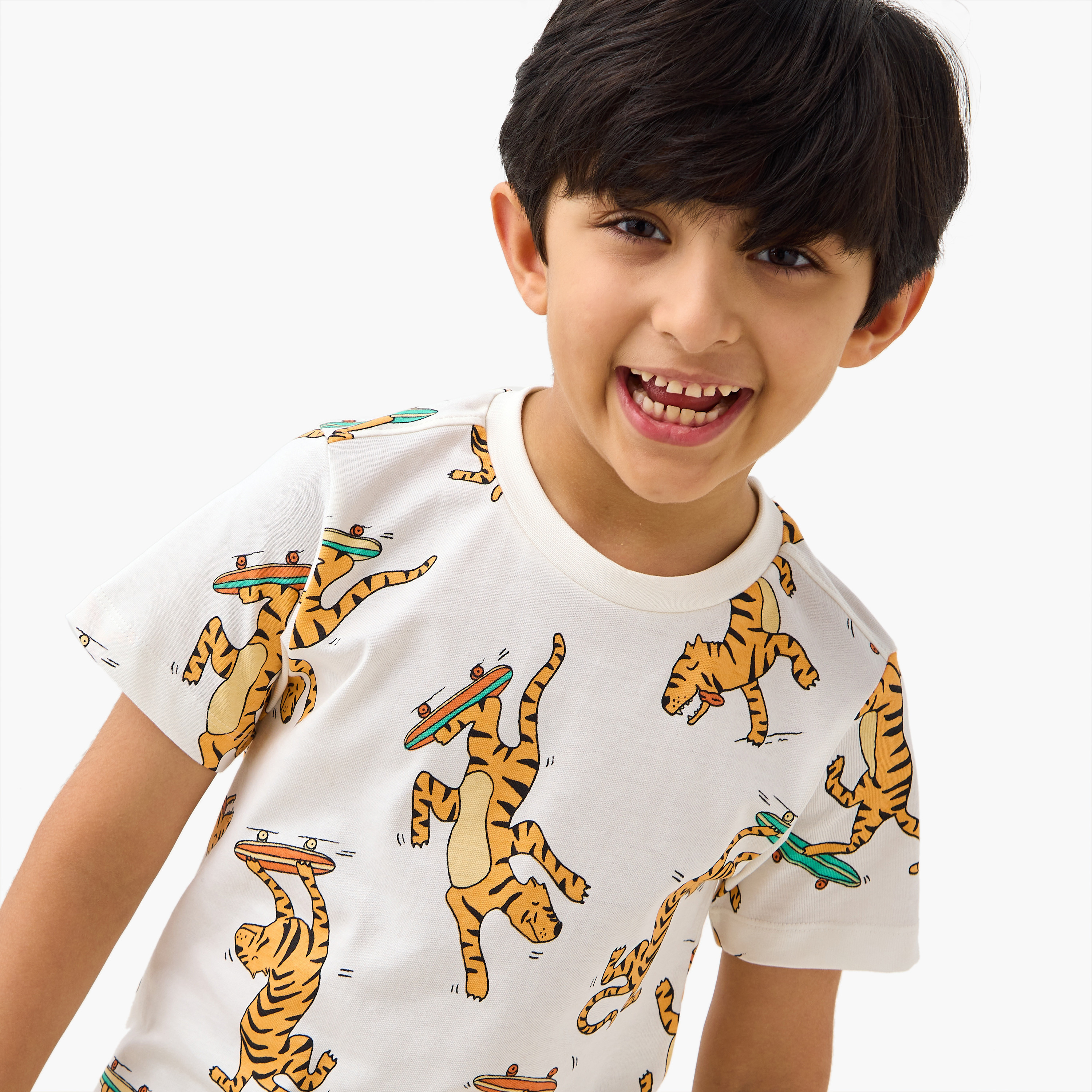 Juniors All-Over Tiger Print T-shirt with Crew Neck-boys-clothing-tshirtsandpolos-image-4