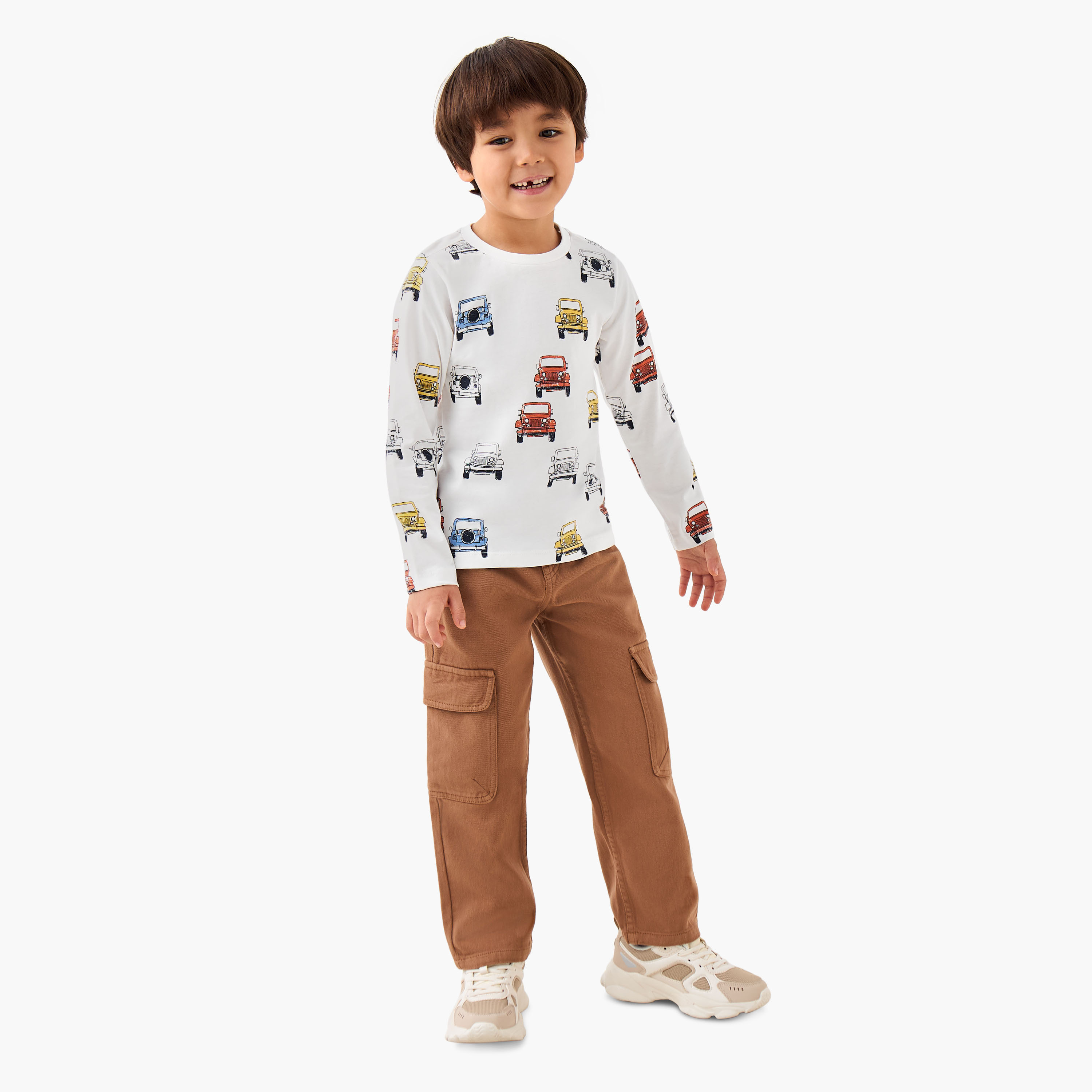 تيشيرت قطن بياقة ضيقة وأكمام طويلة وطبعات سيارات للأولاد من جونيورز-boys-clothing-tshirtsandpolos-image-2