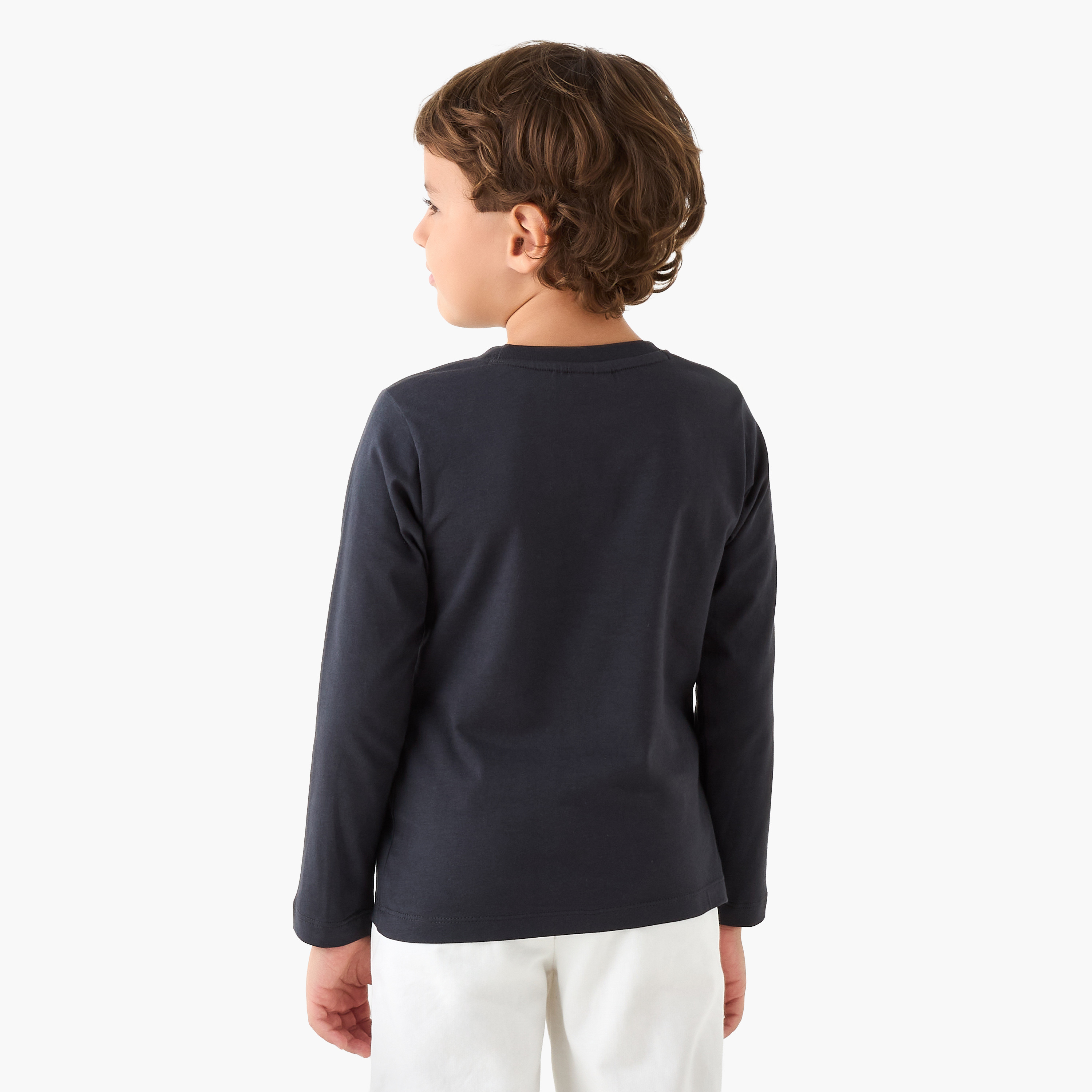 تيشيرت بأكمام طويلة وياقة مستديرة للأولاد بطبعات تايبوجرافيك - قطن من جونيورز-boys-clothing-tshirtsandpolos-image-3
