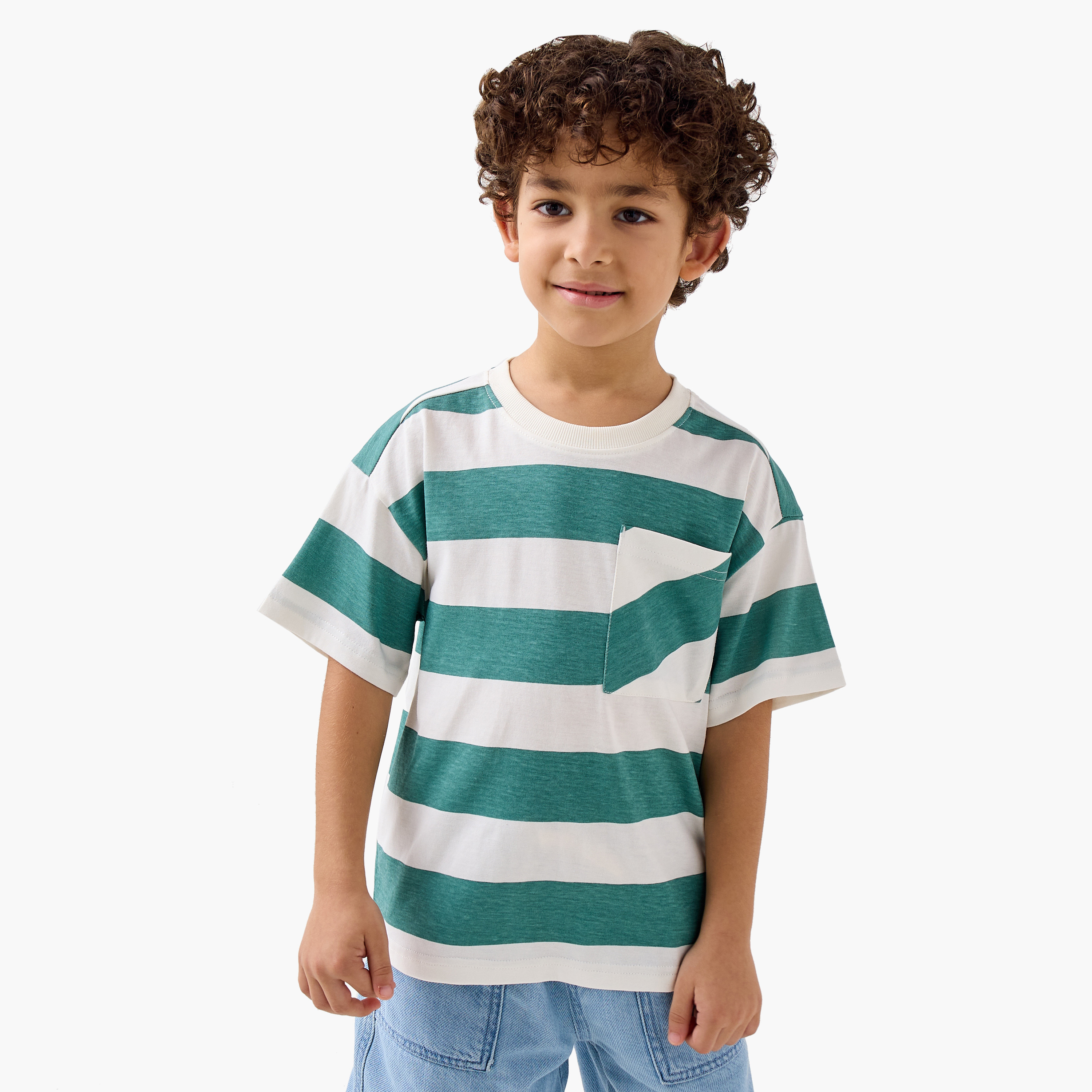 تيشيرت مخطط بأكمام قصيرة وجيب من جونيورز-boys-clothing-tshirtsandpolos-image-1
