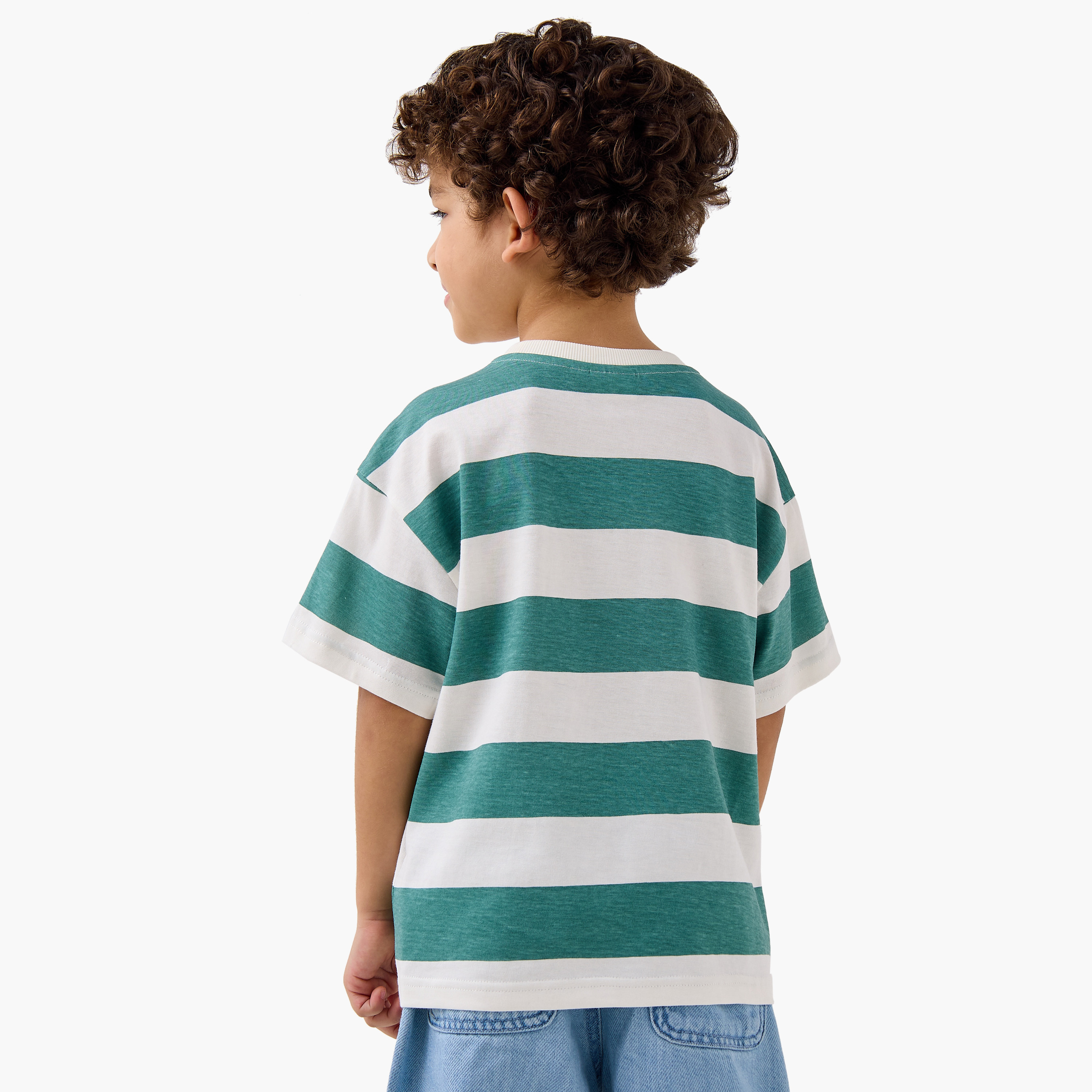 تيشيرت مخطط بأكمام قصيرة وجيب من جونيورز-boys-clothing-tshirtsandpolos-image-3