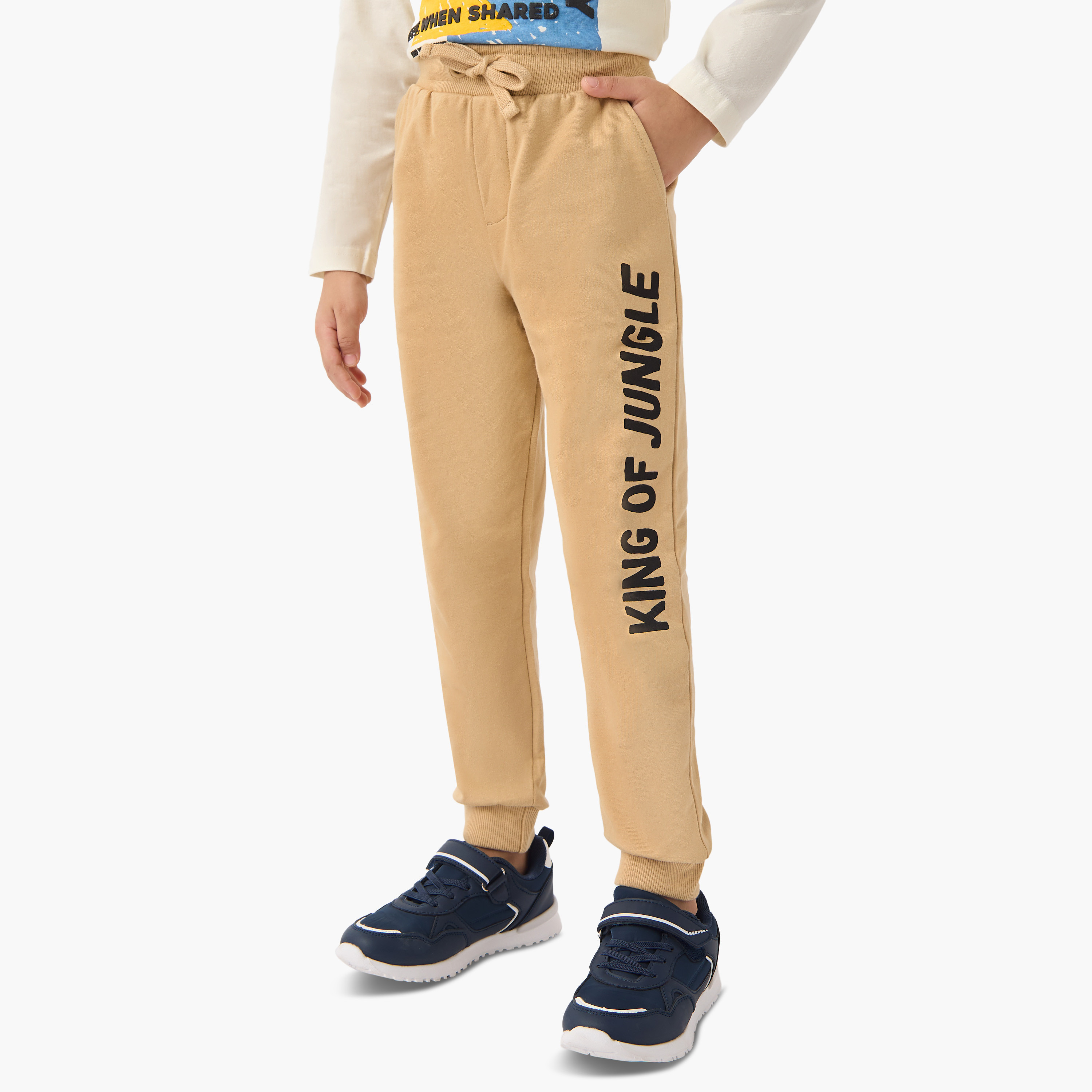 Juniors Typographic Print Joggers with Drawstring Closure and Pockets-boys-clothing-bottoms-joggersandtrackpants-image-1