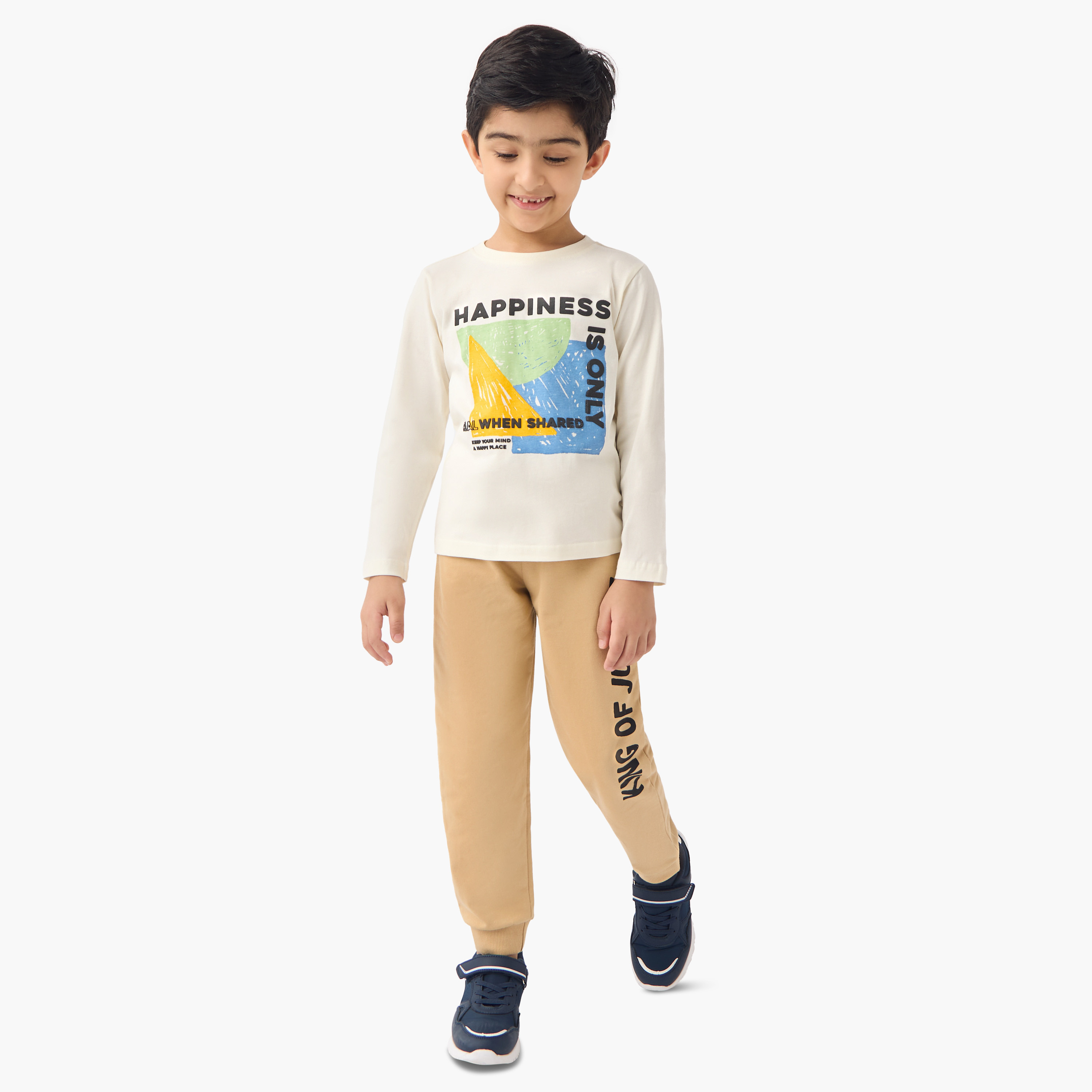 Juniors Typographic Print Joggers with Drawstring Closure and Pockets-boys-clothing-bottoms-joggersandtrackpants-image-2