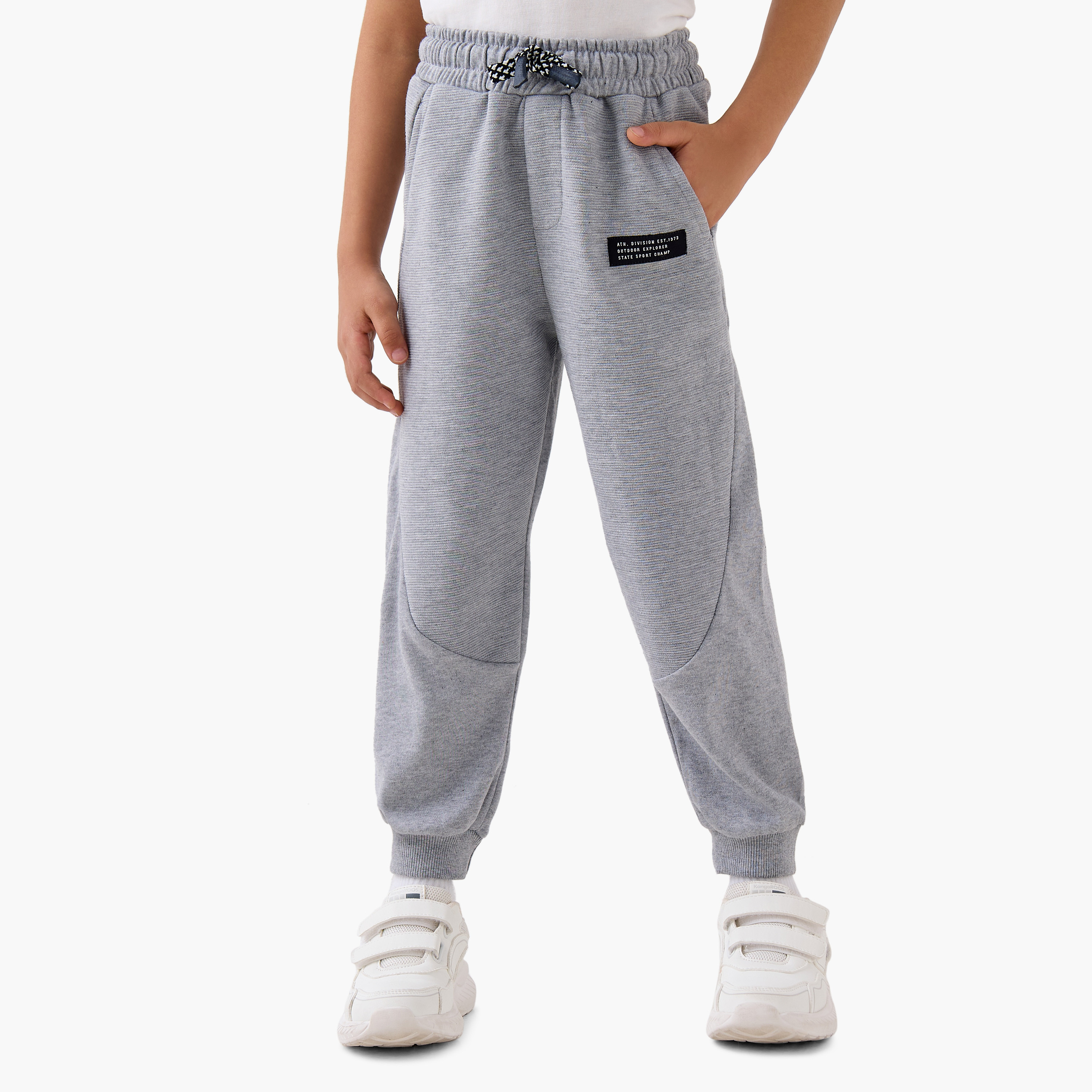 Juniors Solid Joggers with Drawstring Closure and Pockets-boys-clothing-bottoms-joggersandtrackpants-image-1