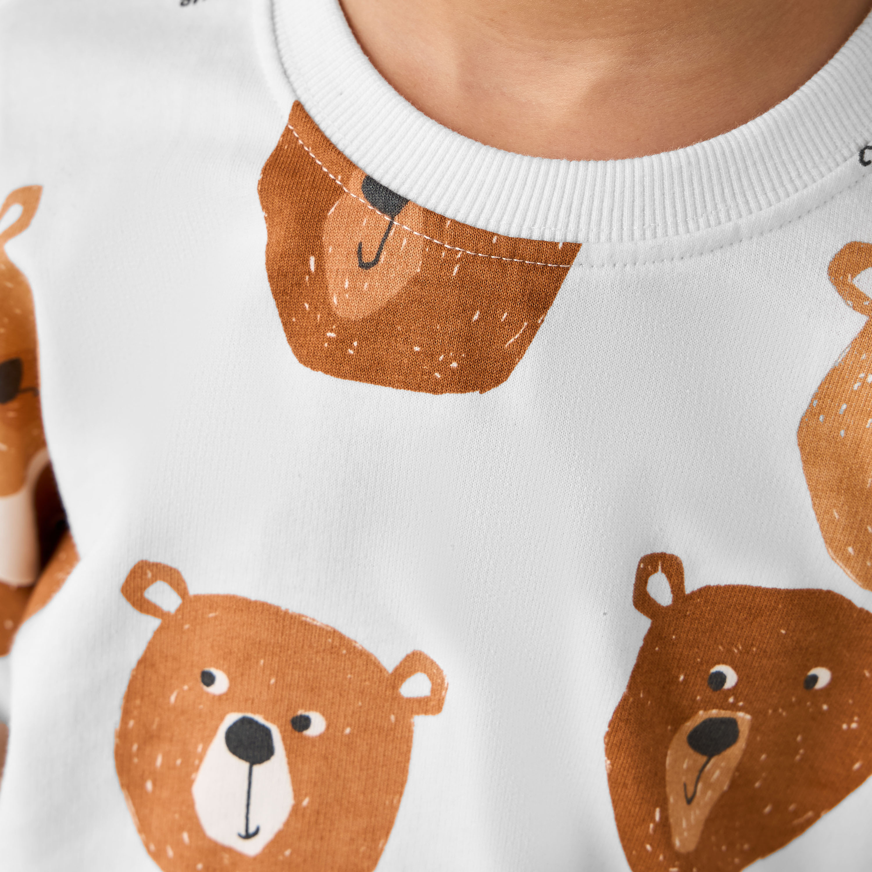 Juniors Bear Print Sweatshirt with Long Sleeves-boys-clothing-sweatshirts-image-4