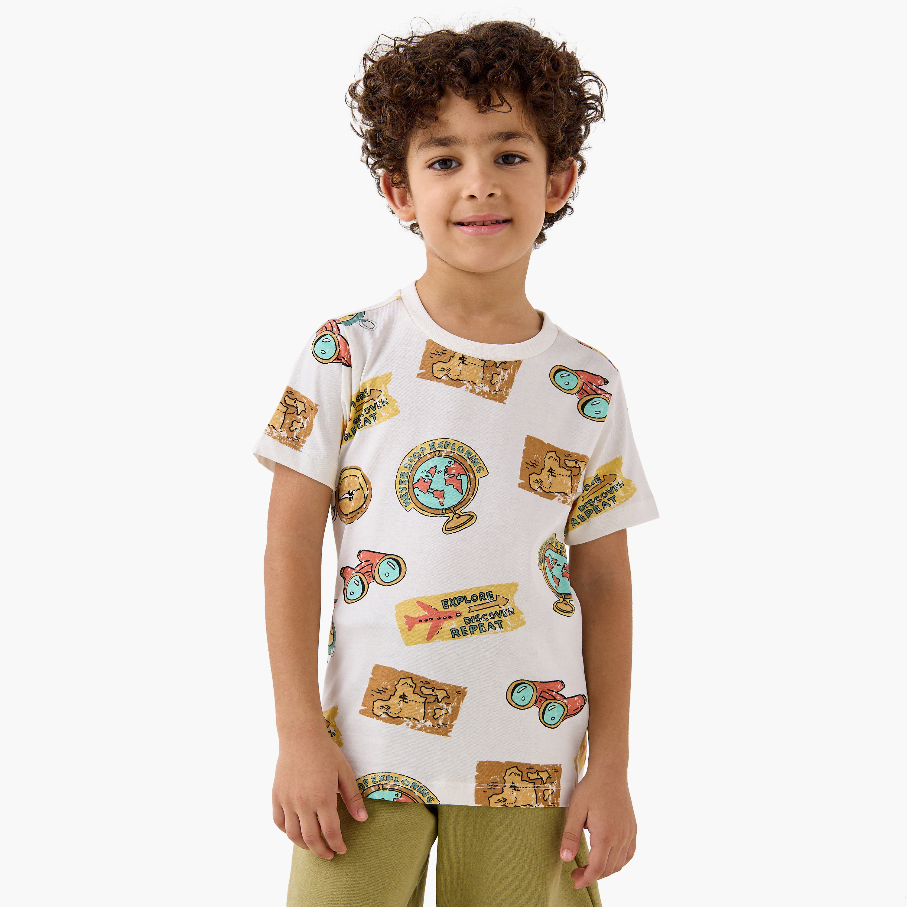 طقم شورت وتيشيرت بطبعات 3 قطع من جونيورز.-boys-clothing-setsandcoords-image-2