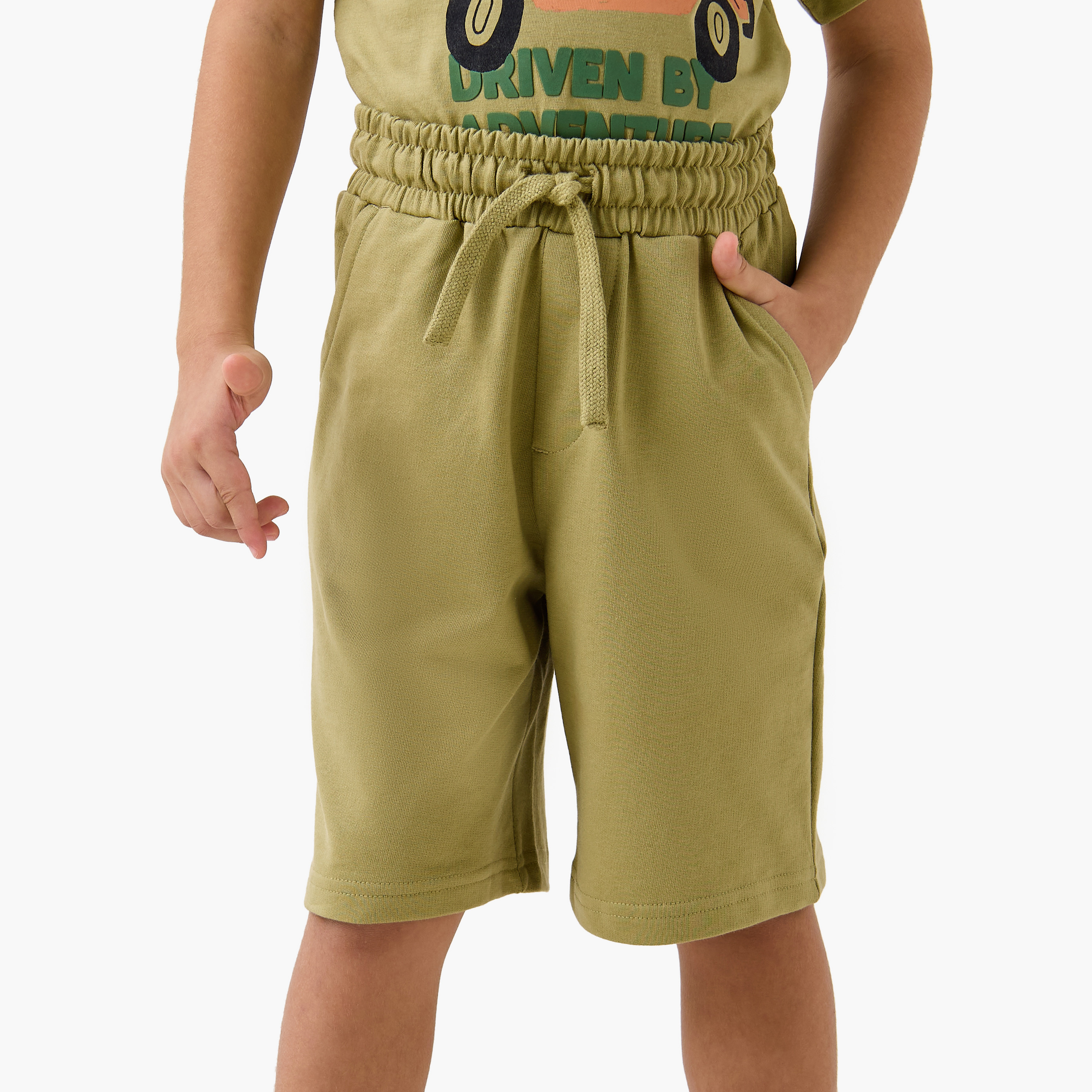 طقم شورت وتيشيرت بطبعات 3 قطع من جونيورز.-boys-clothing-setsandcoords-image-5