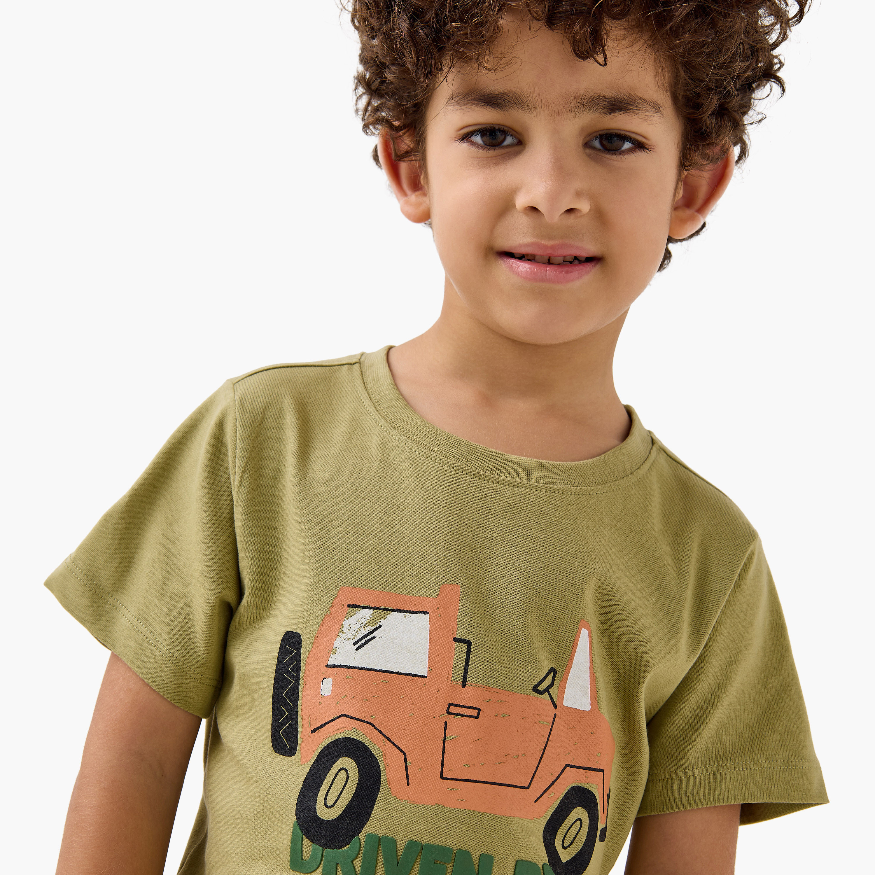 طقم شورت وتيشيرت بطبعات 3 قطع من جونيورز.-boys-clothing-setsandcoords-image-7