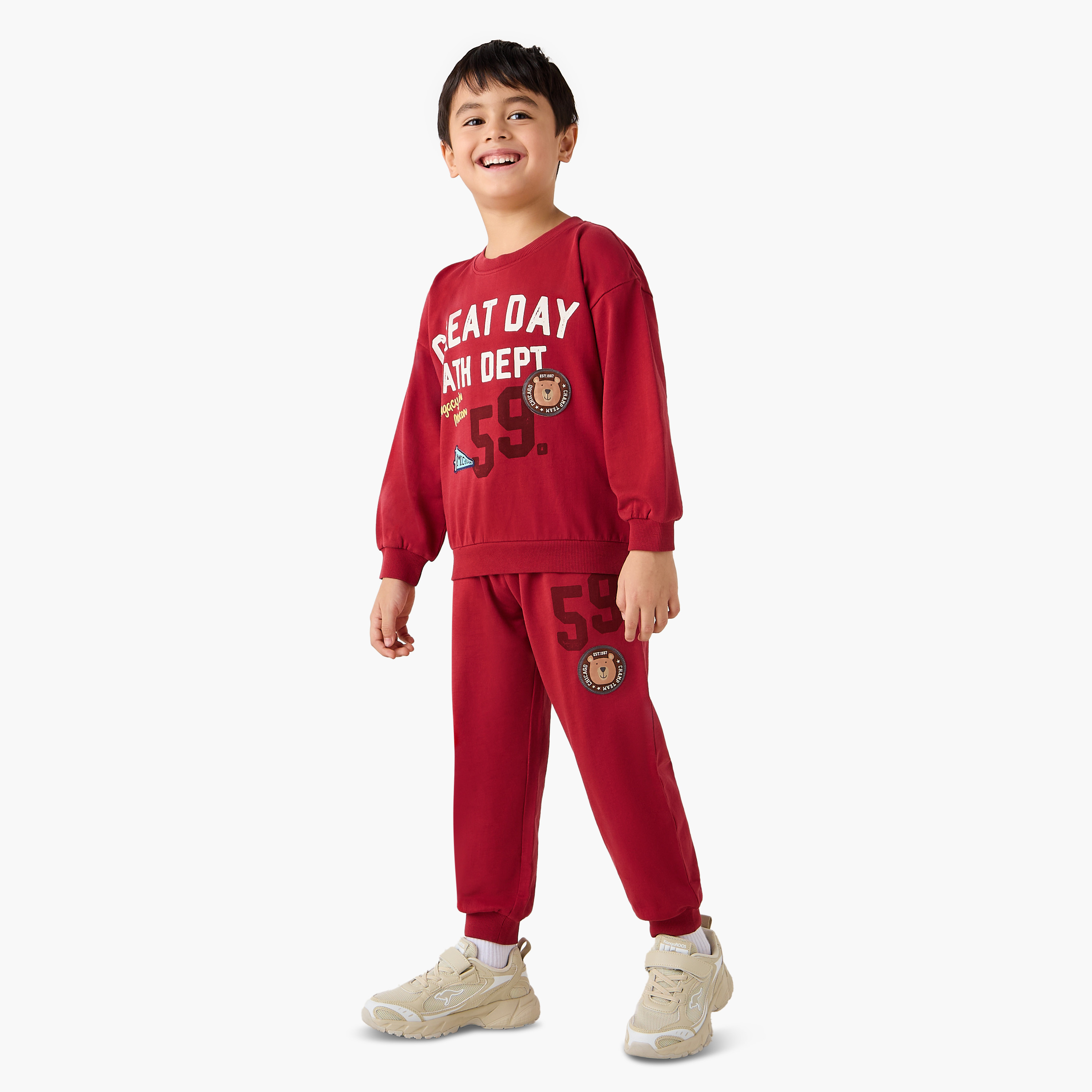 طقم سويت شيرت بأكمام طويلة بطبعات وبنطلون رياضي من جونيورز-boys-clothing-setsandcoords-image-1