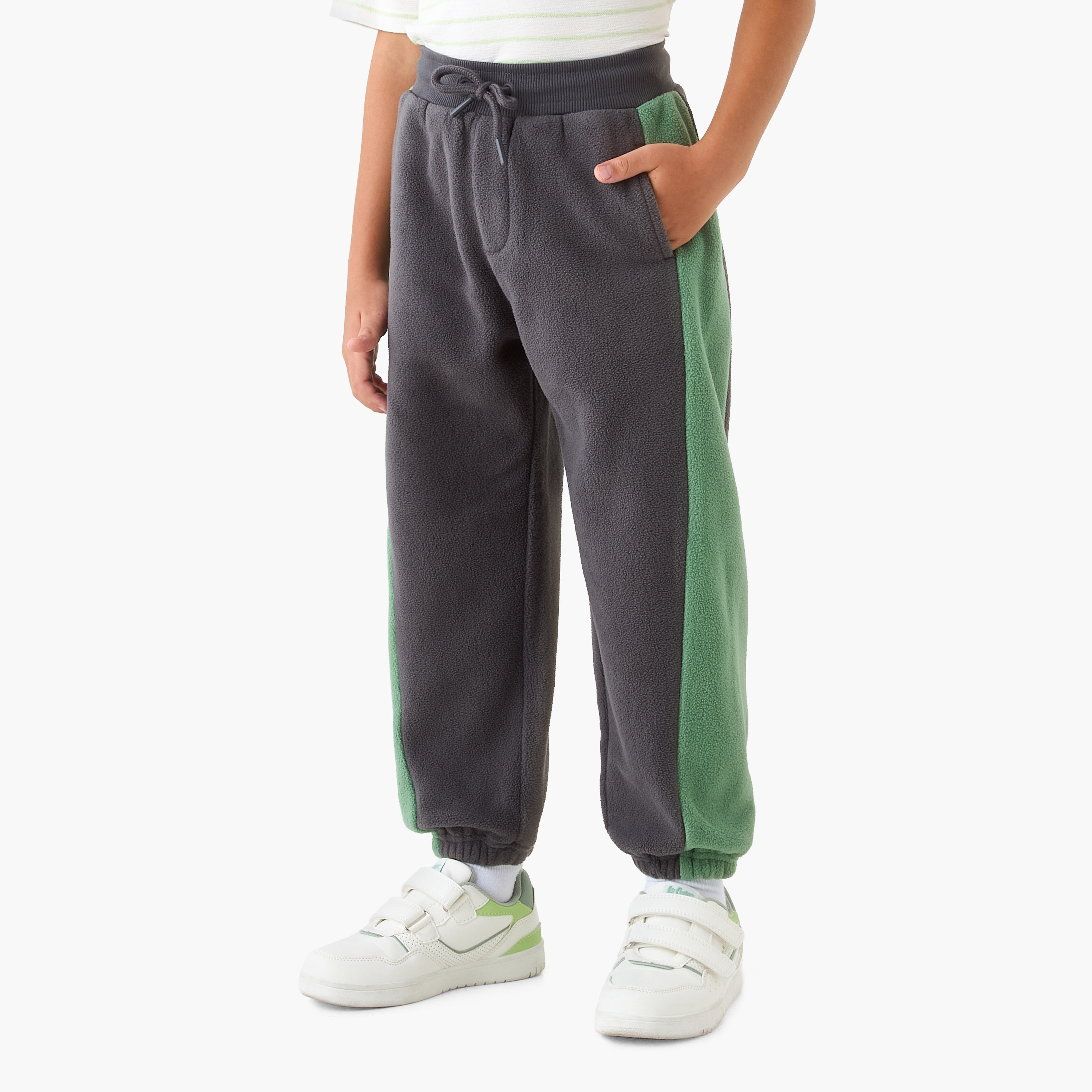 طقم جاكيت وبنطلون رياضي بقوالب ملونة من جونيورز-baby-boys-clothing-winterwear-setsandcoords-image-4