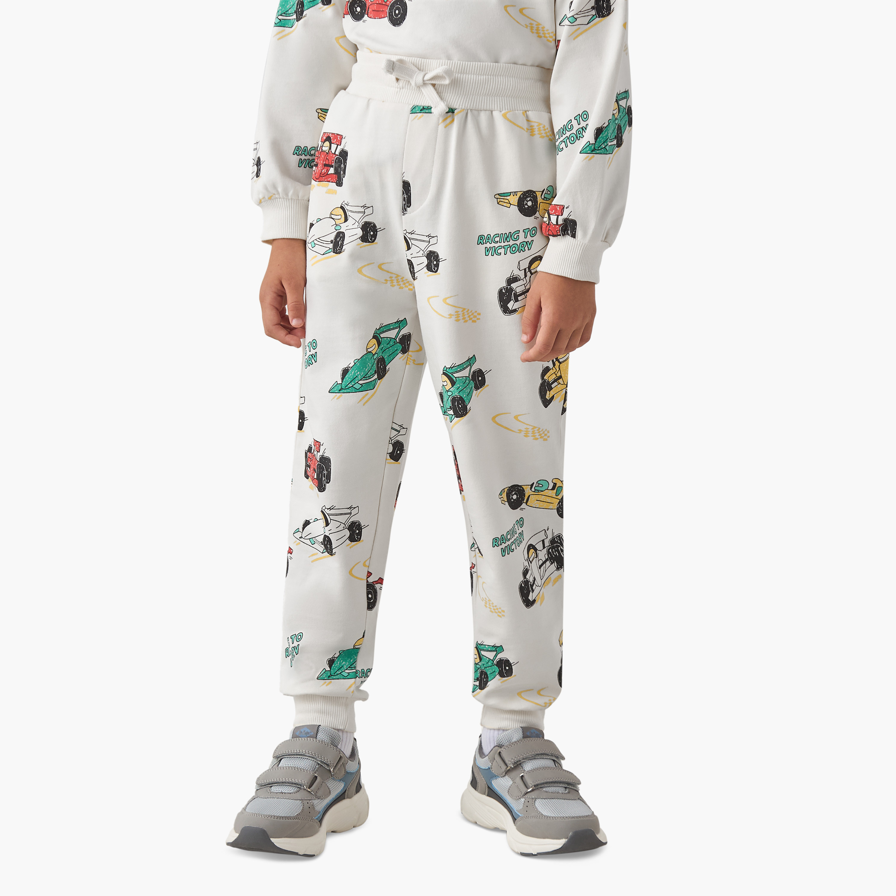 طقم هودي وبنطلون رياضي بطبعات للأولاد من قطن بأكمام طويلة وقبّعة من جونيورز-boys-clothing-setsandcoords-image-3