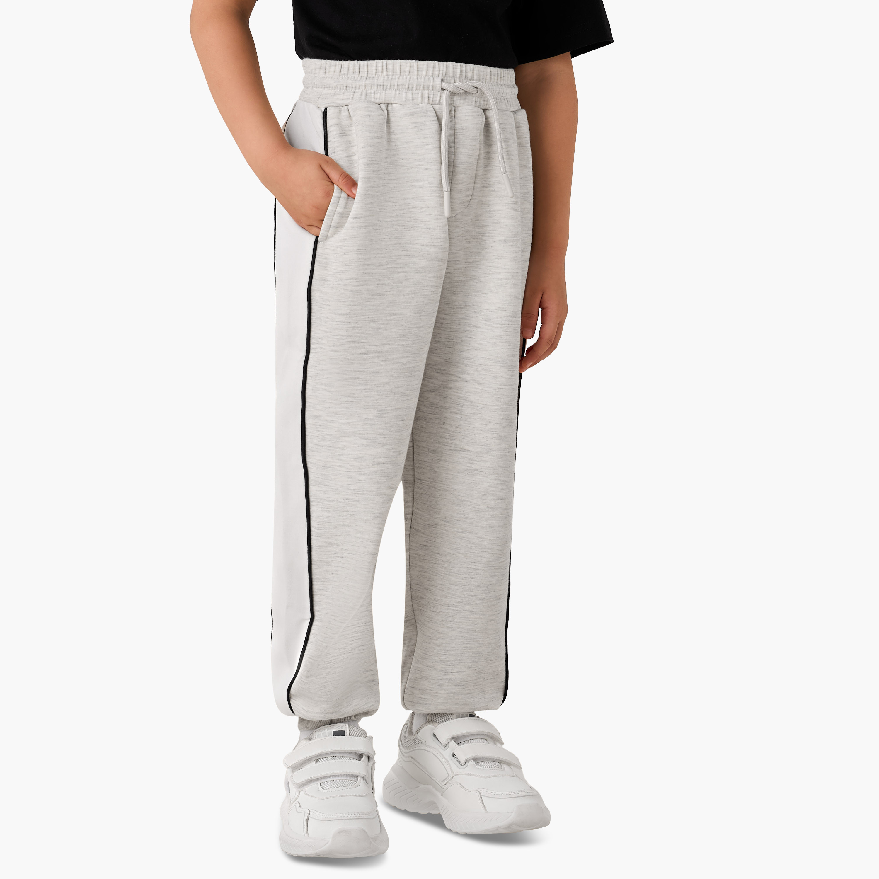Juniors Boys Sweatshirt and Joggers Set with Hood - Soft Polyester - Long Sleeves-baby-boys-clothing-winterwear-setsandcoords-image-3