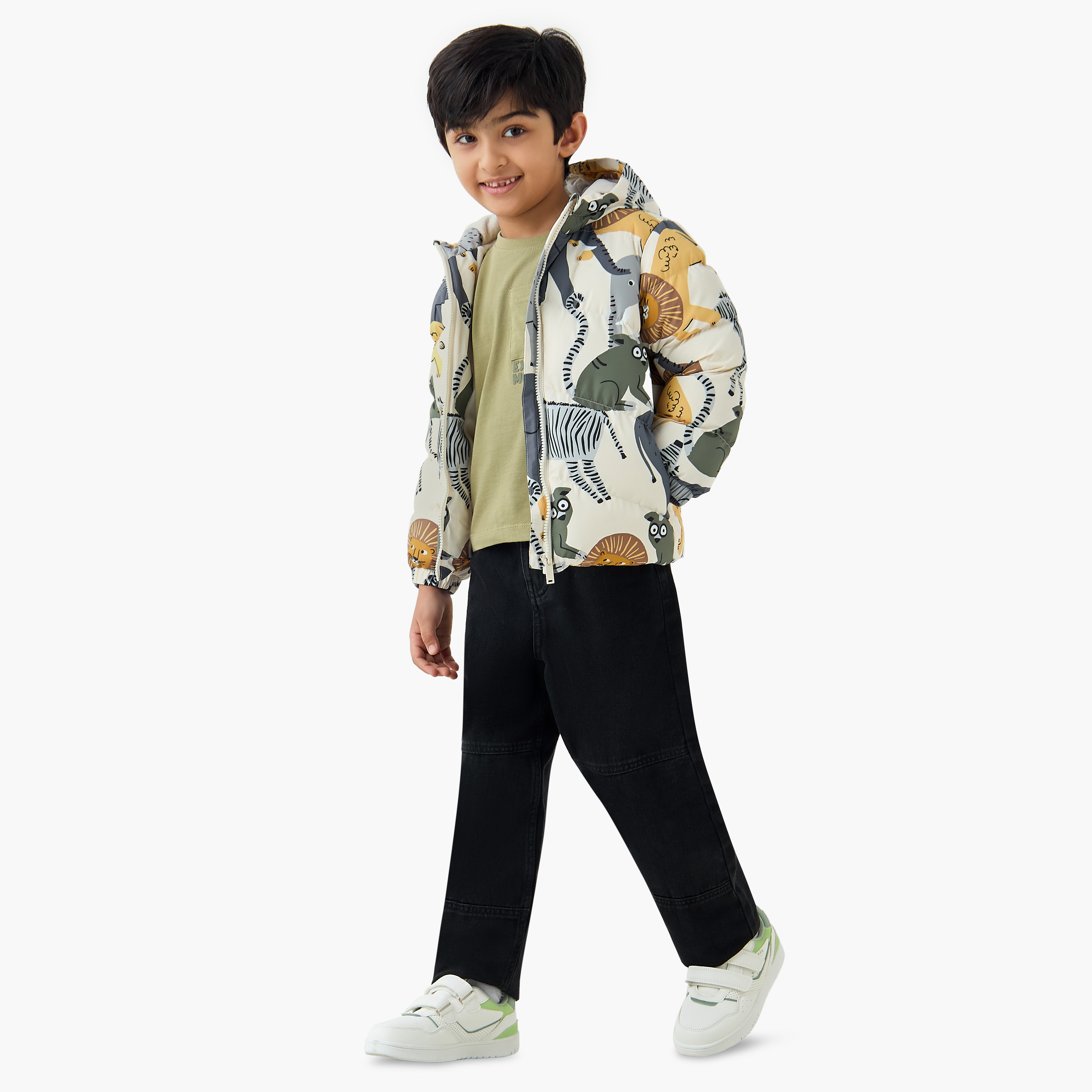 بنطلون جينز بقصة عادية للأولاد من جونيورز-boys-clothing-bottoms-trousers-image-4