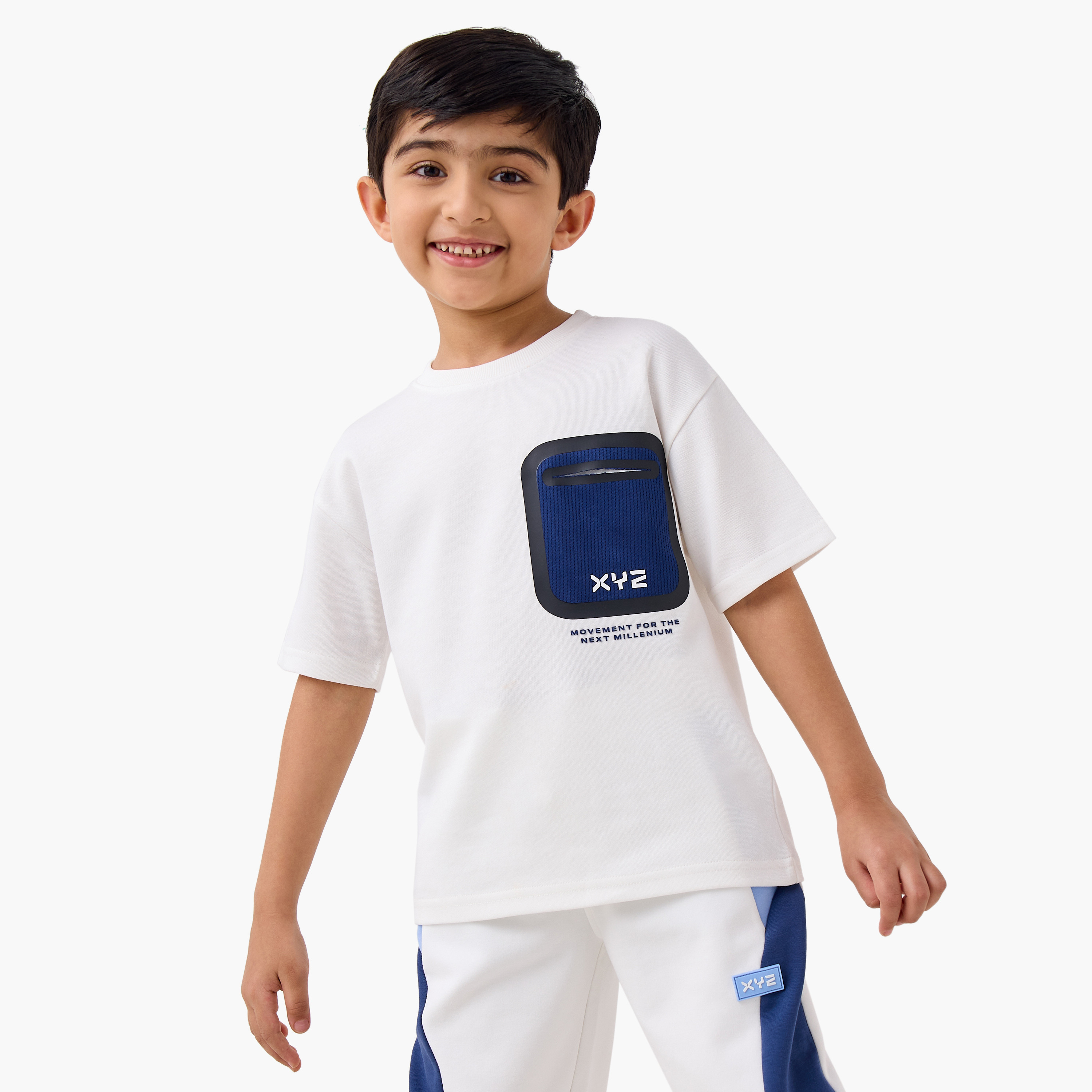تيشيرت سادة بأكمام قصيرة وجيب من إكس واي زد-boys-clothing-sportswear-tops-image-5