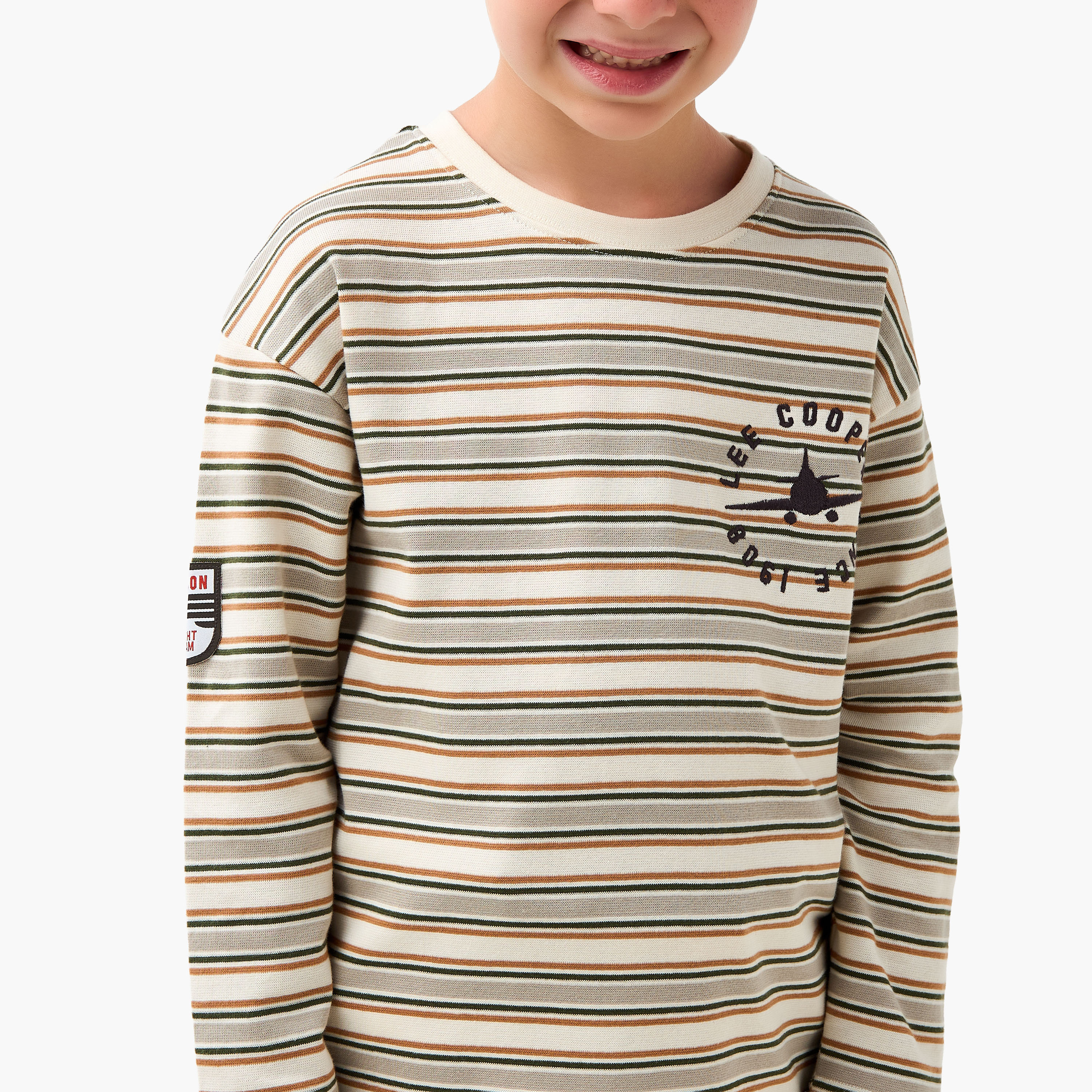 تيشيرت مخطط بأكمام طويلة وياقة ضيقة من لي كوبر-boys-clothing-tshirtsandpolos-image-2
