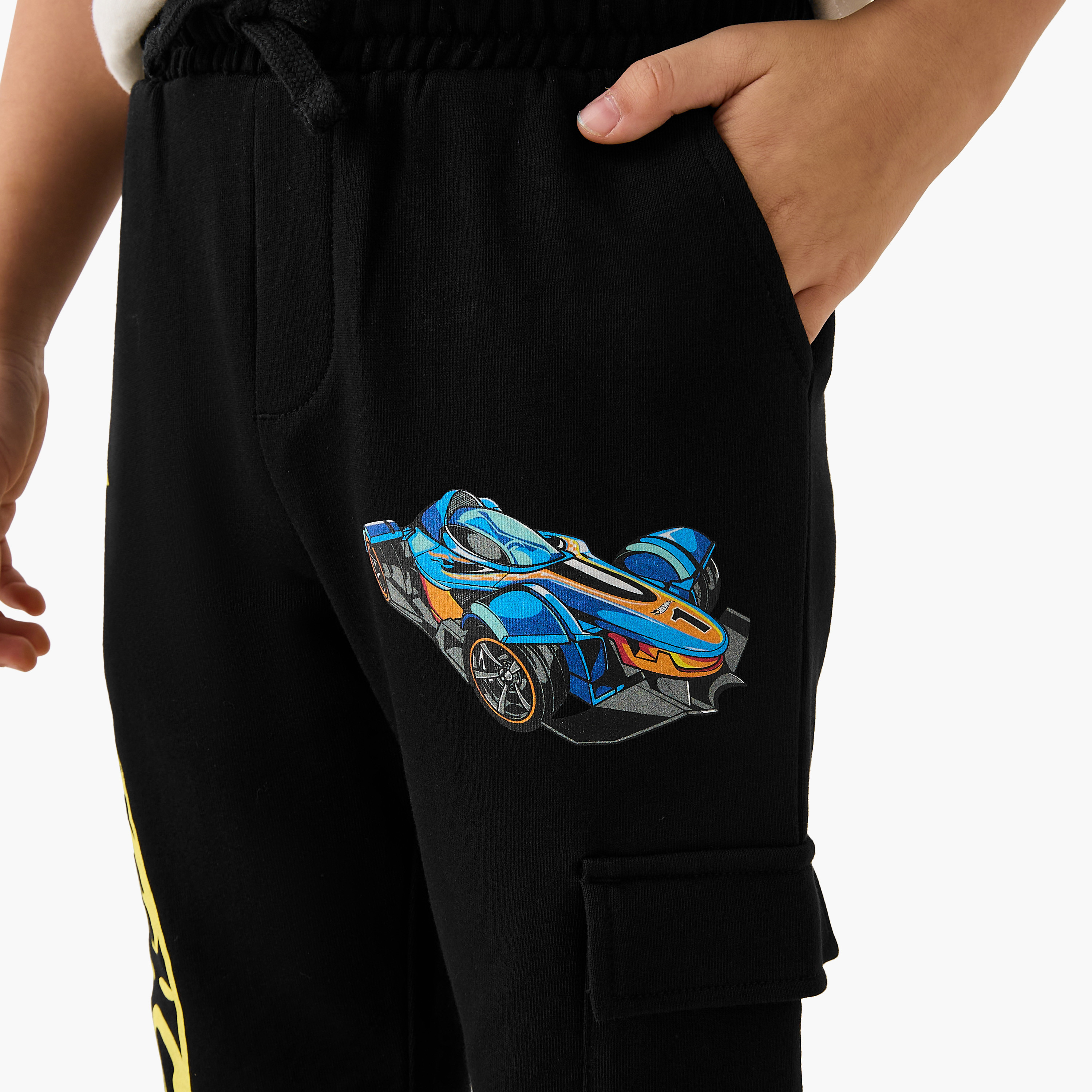بنطلون رياضي برباط إغلاق وجيوب وطبعات هوت ويلز-boys-clothing-bottoms-joggersandtrackpants-image-1