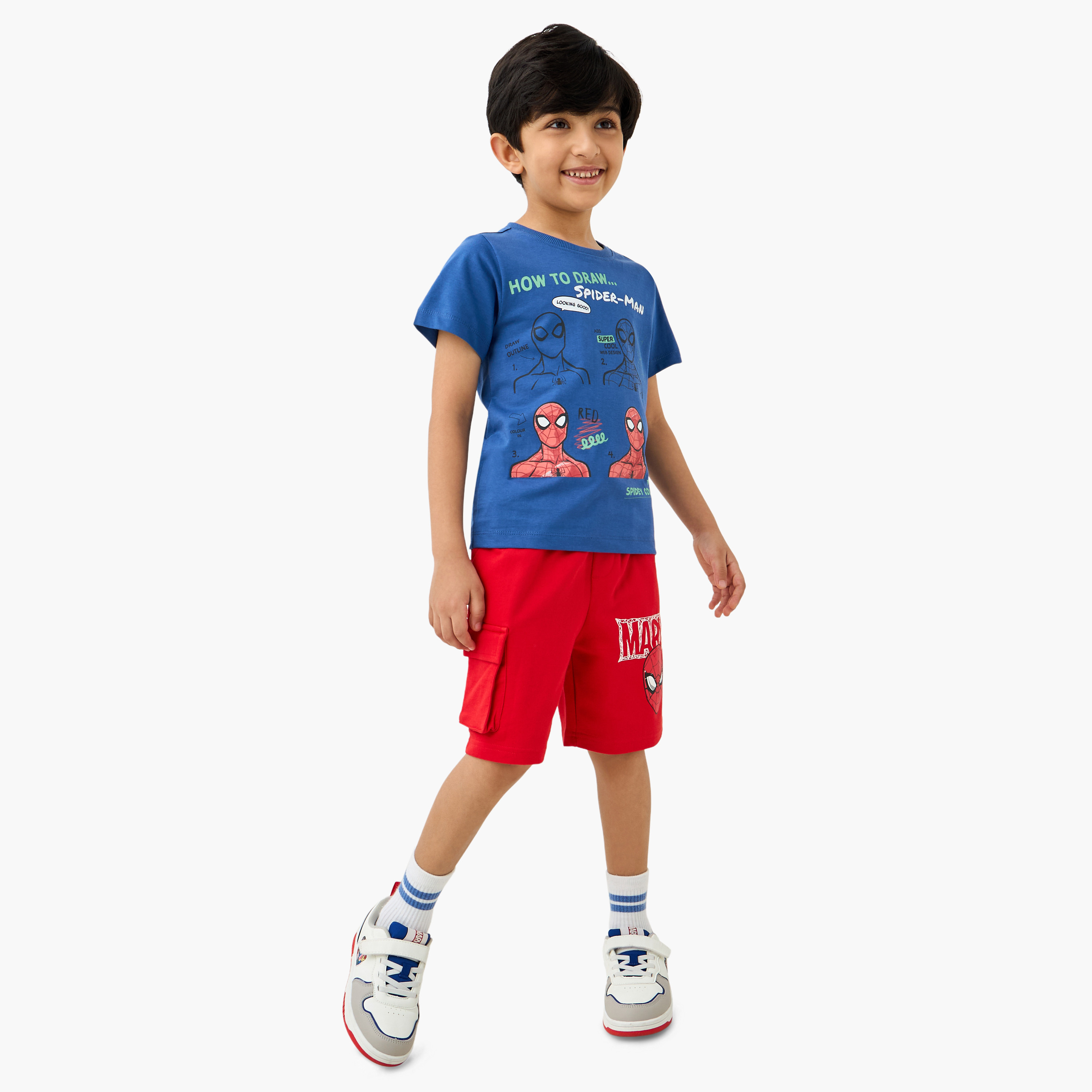 تيشيرت بياقة ضيقة وطبعات سبايدرمان مع أكمام قصيرة-boys-clothing-tshirtsandpolos-image-2