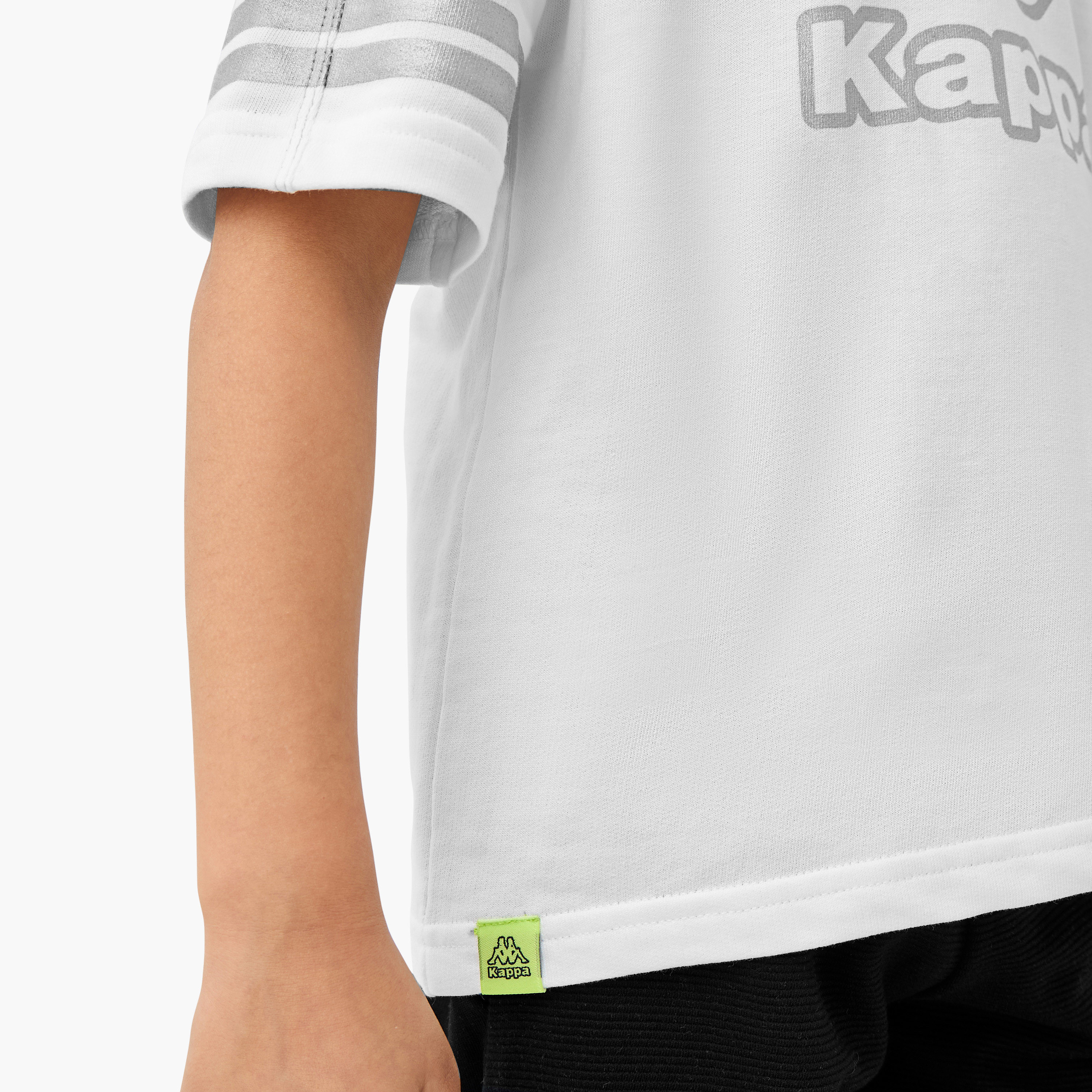 تيشيرت بطبعات شعار وأكمام قصيرة من كابا-sports-boys-clothing-tops-image-5