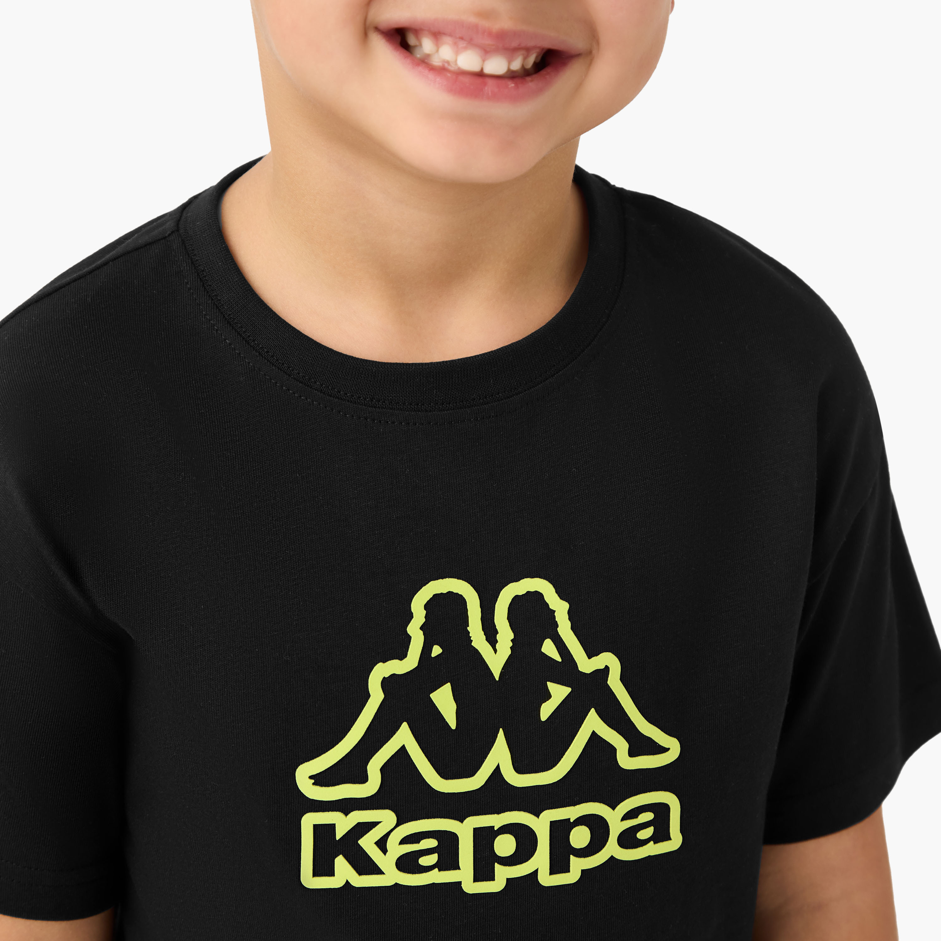 تيشيرت بأكمام قصيرة وياقة ضيقة وطبعات شعار من كابا-sports-boys-clothing-tops-image-4