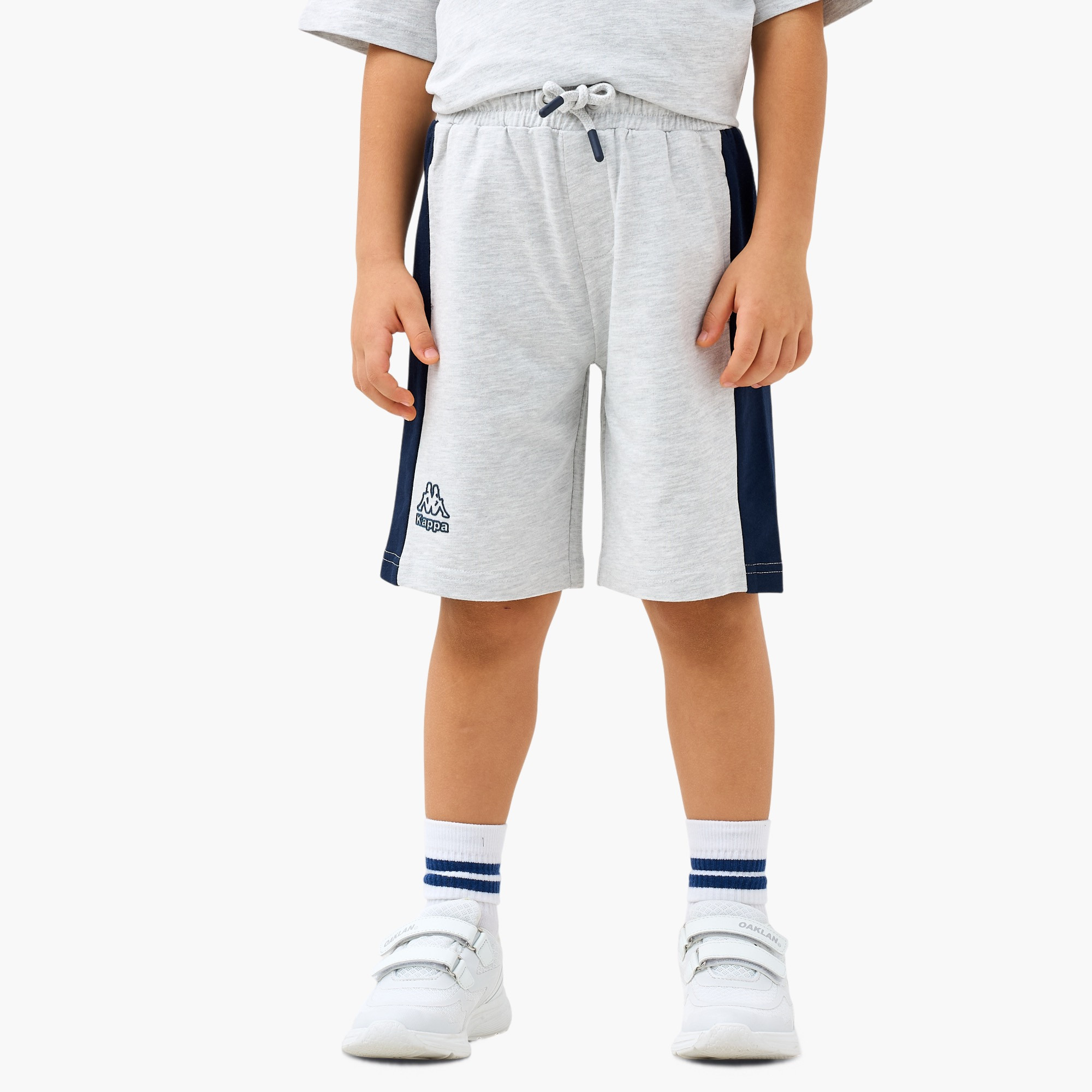 طقم تيشيرت بطبعات شعار وشورت من كابا-boys-clothing-sportswear-sets-image-3